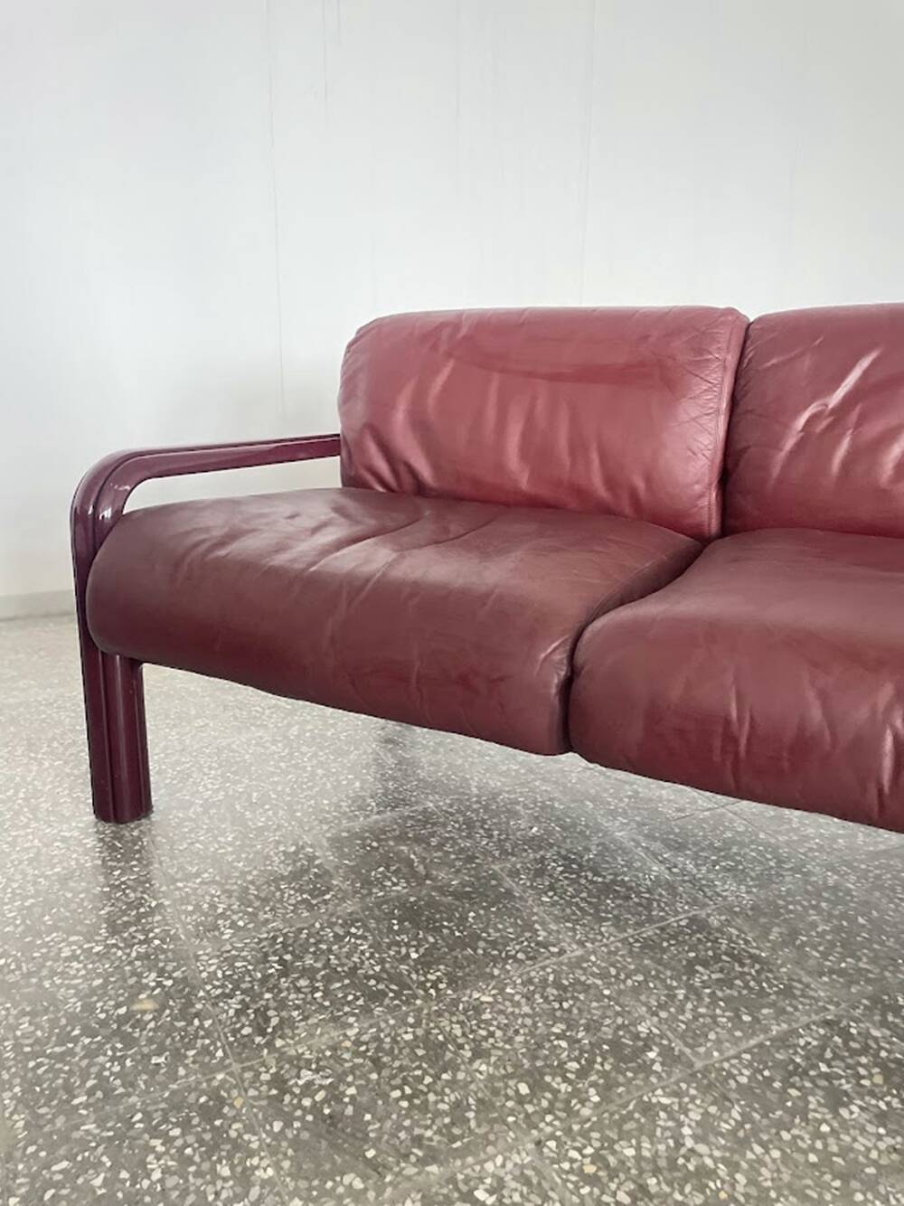 Gae Aulenti Three-seater sofa for Knoll International 1977 USA