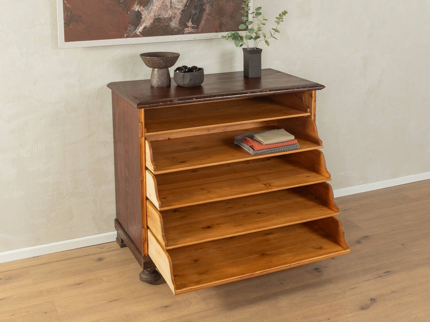 Commode des années 1920