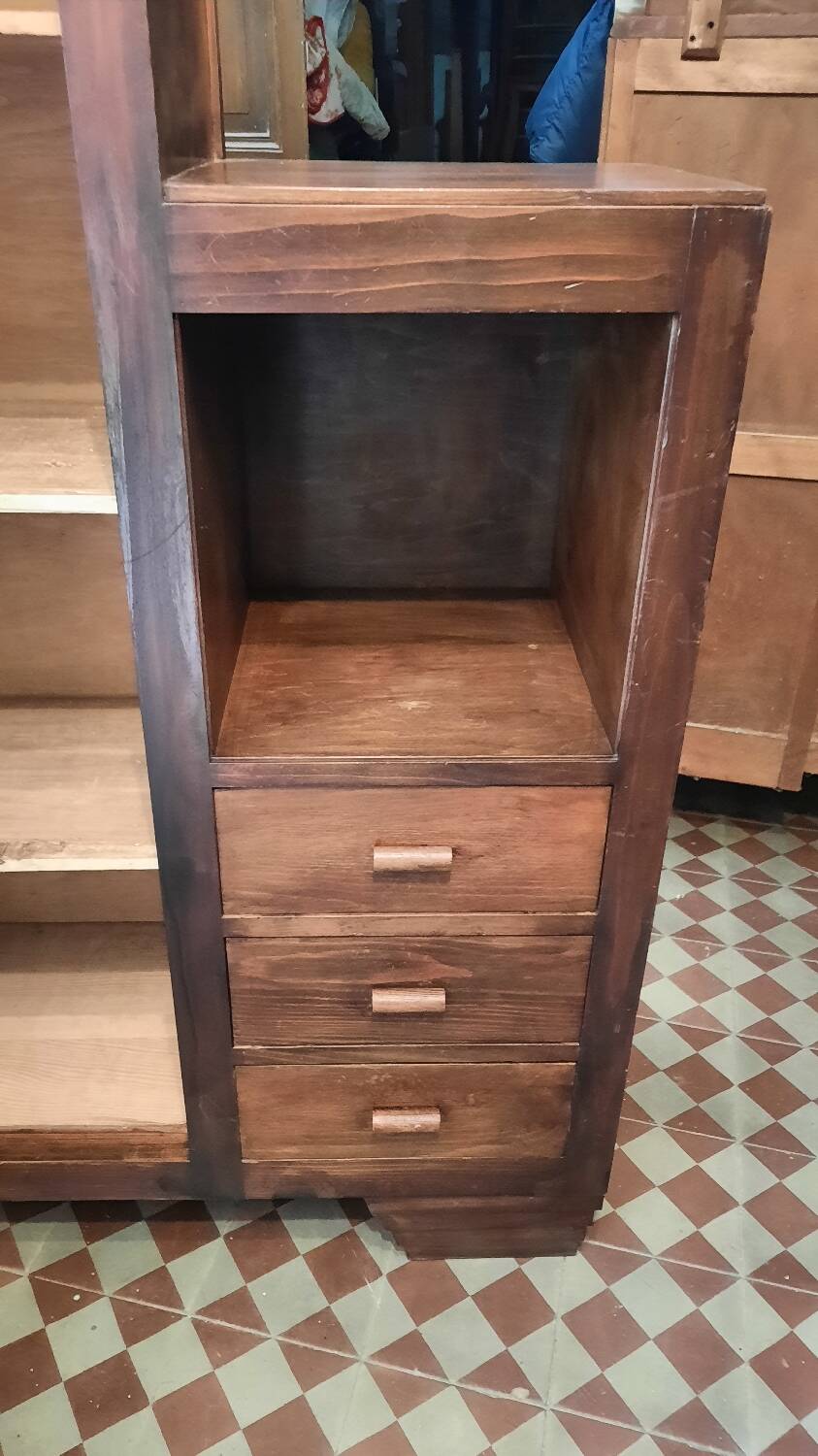 Asymmetrical Parisian wardrobe