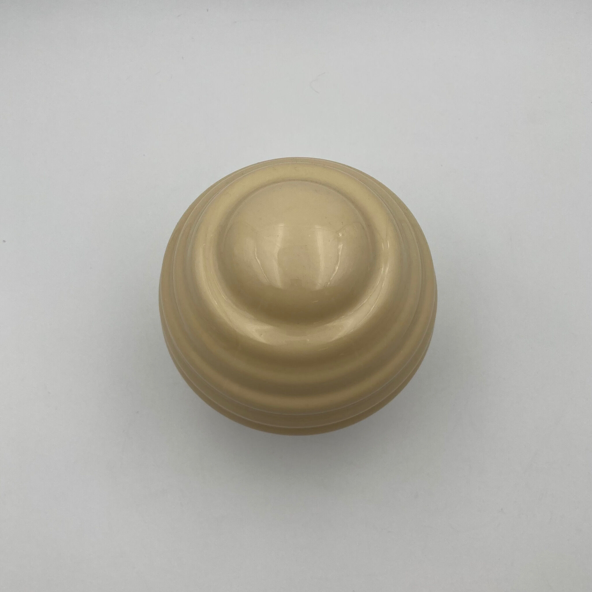 60s alarm clock manufactured by Rhythm in Japan, dated back to the 60s. This model (no 511