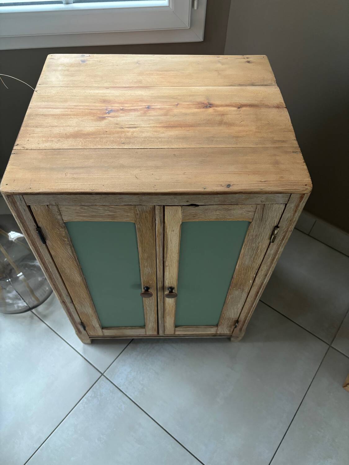 Parisian jam maker