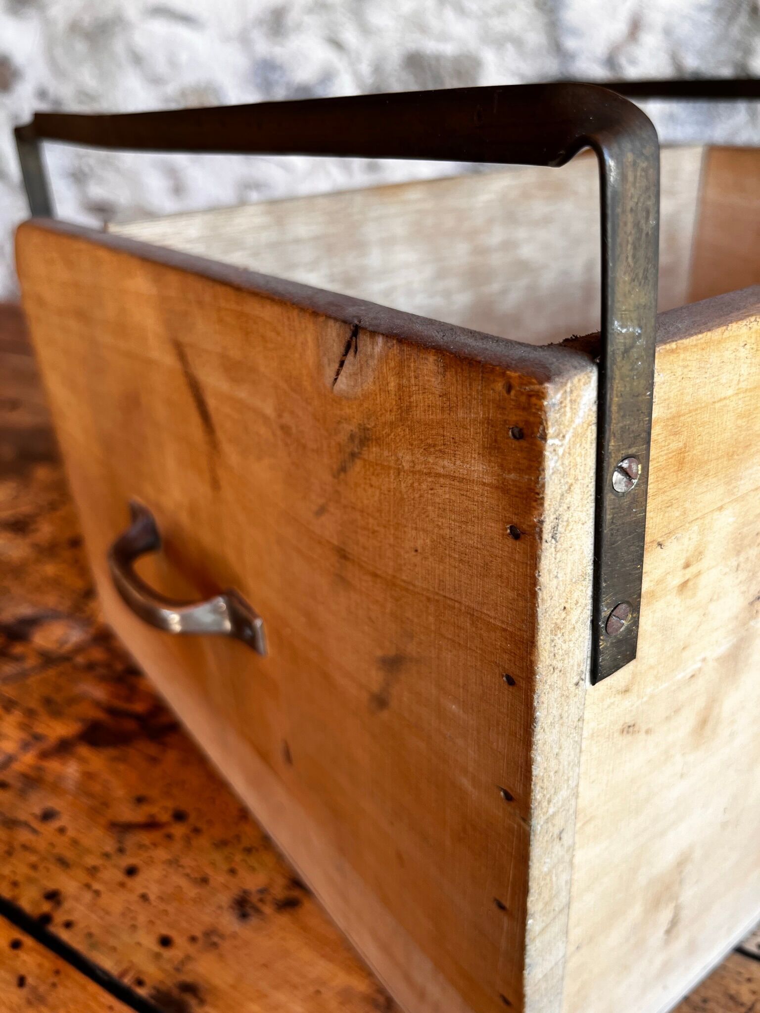 Workshop wooden box