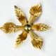Applique fleur vintage en métal doré à la feuille d'or