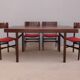 Ensemble table à rallonge en palissandre et ses 4 chaises vintage