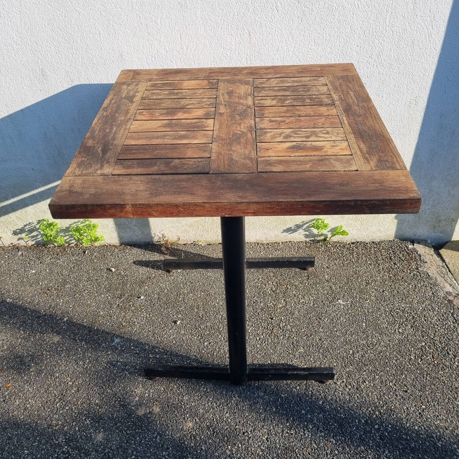 Table bistrot carrée, bois teck