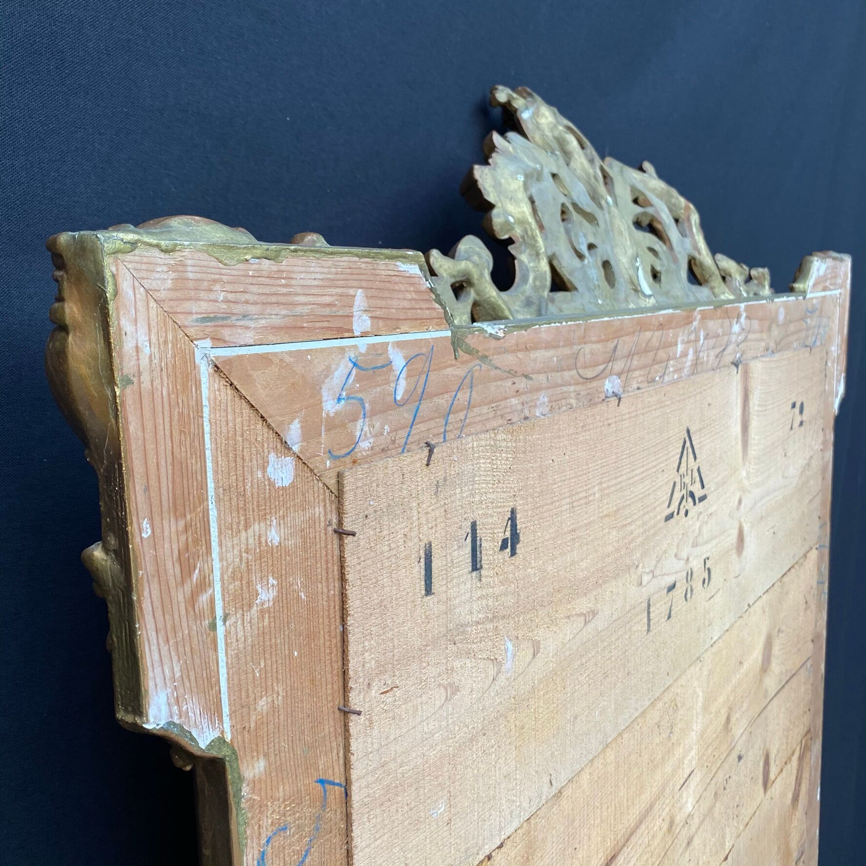 Golden mirror Louis XV 98x156cm