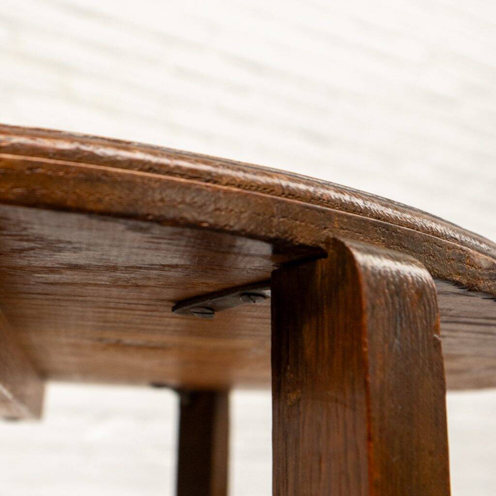 Table d'appoint de l'école néerlandaise d'Amsterdam, années 1920