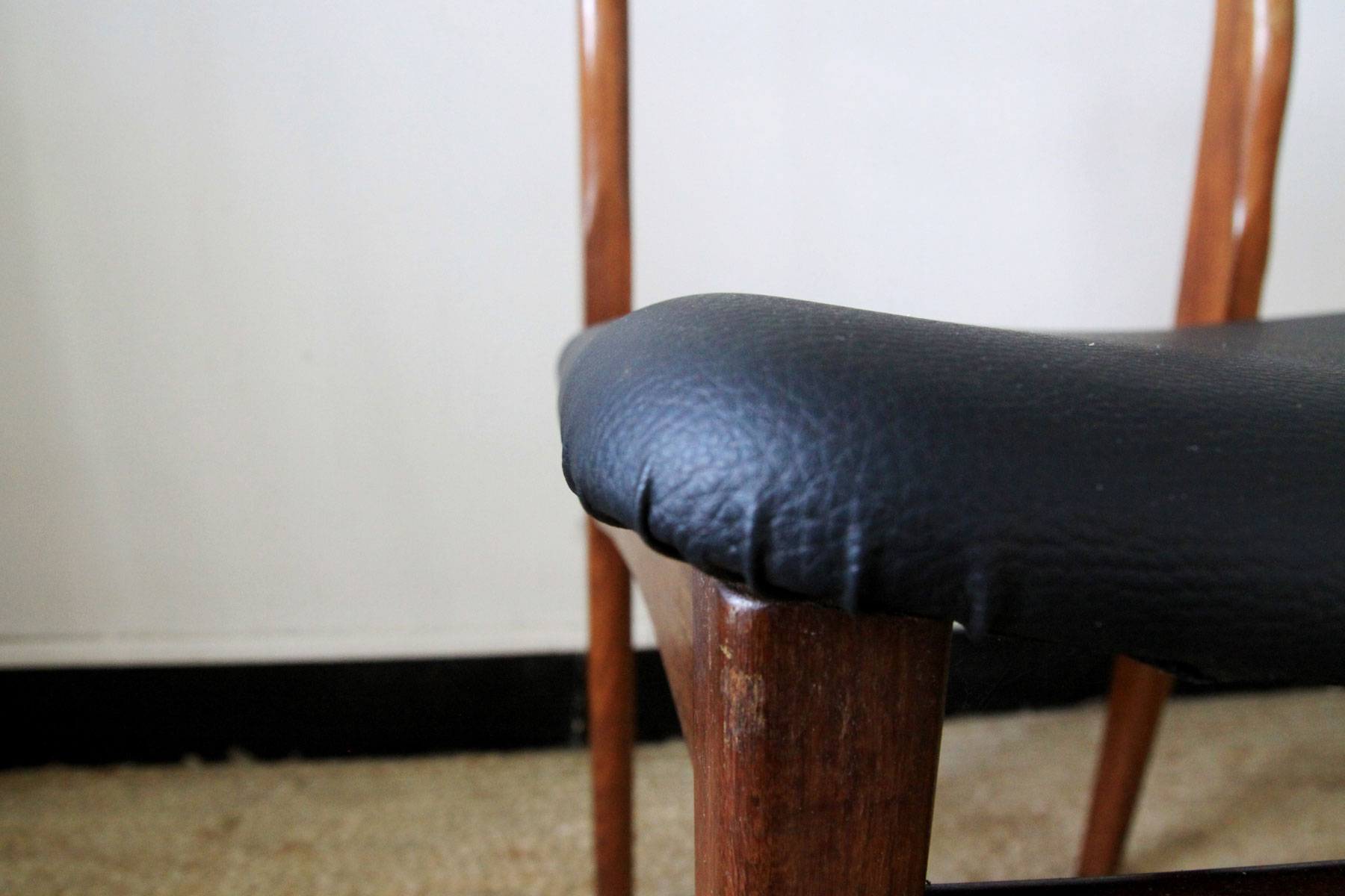 Chaise vintage style scandinave