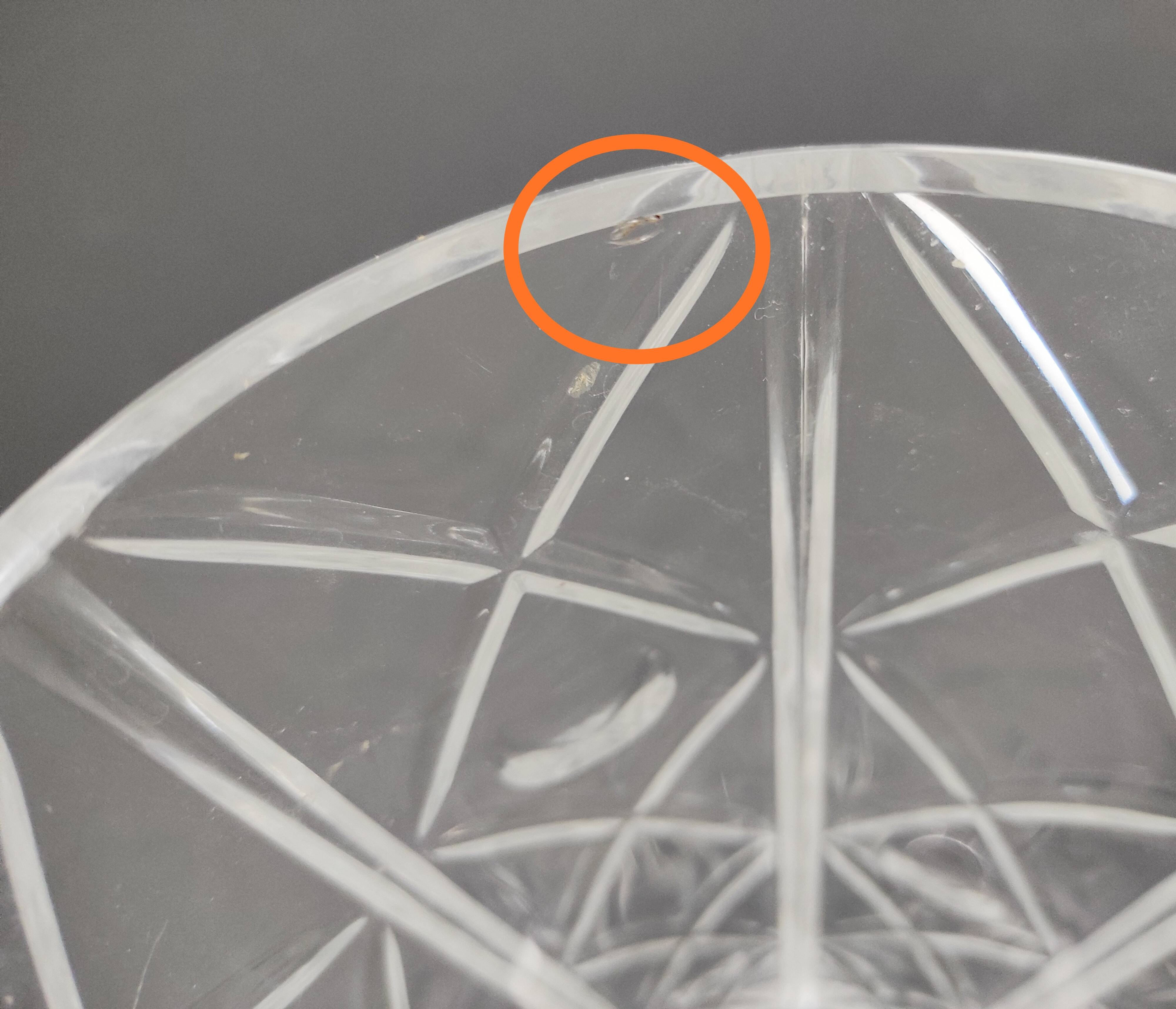 Crystal vase with lozenge decoration, 25.5 cm