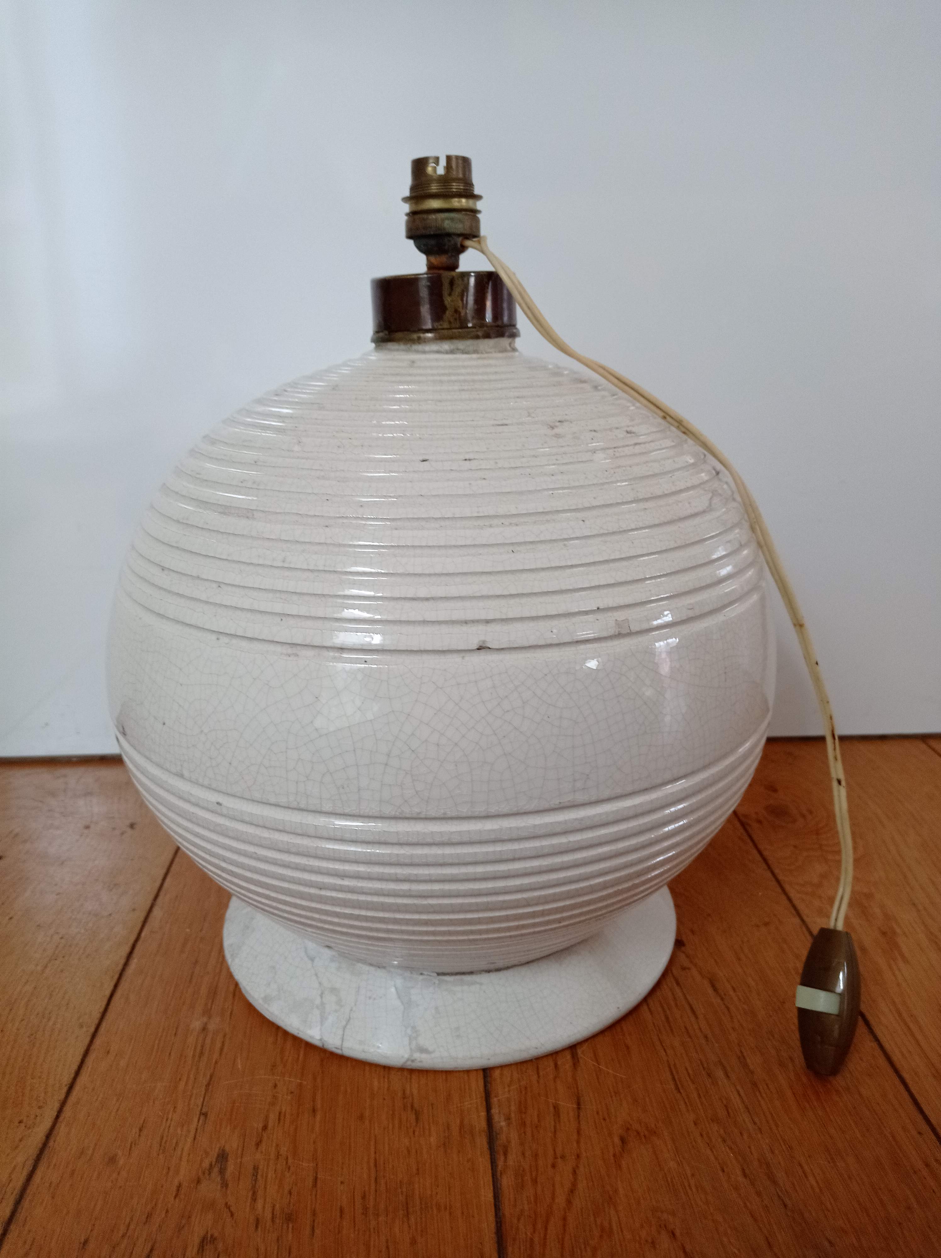 Art deco lamp