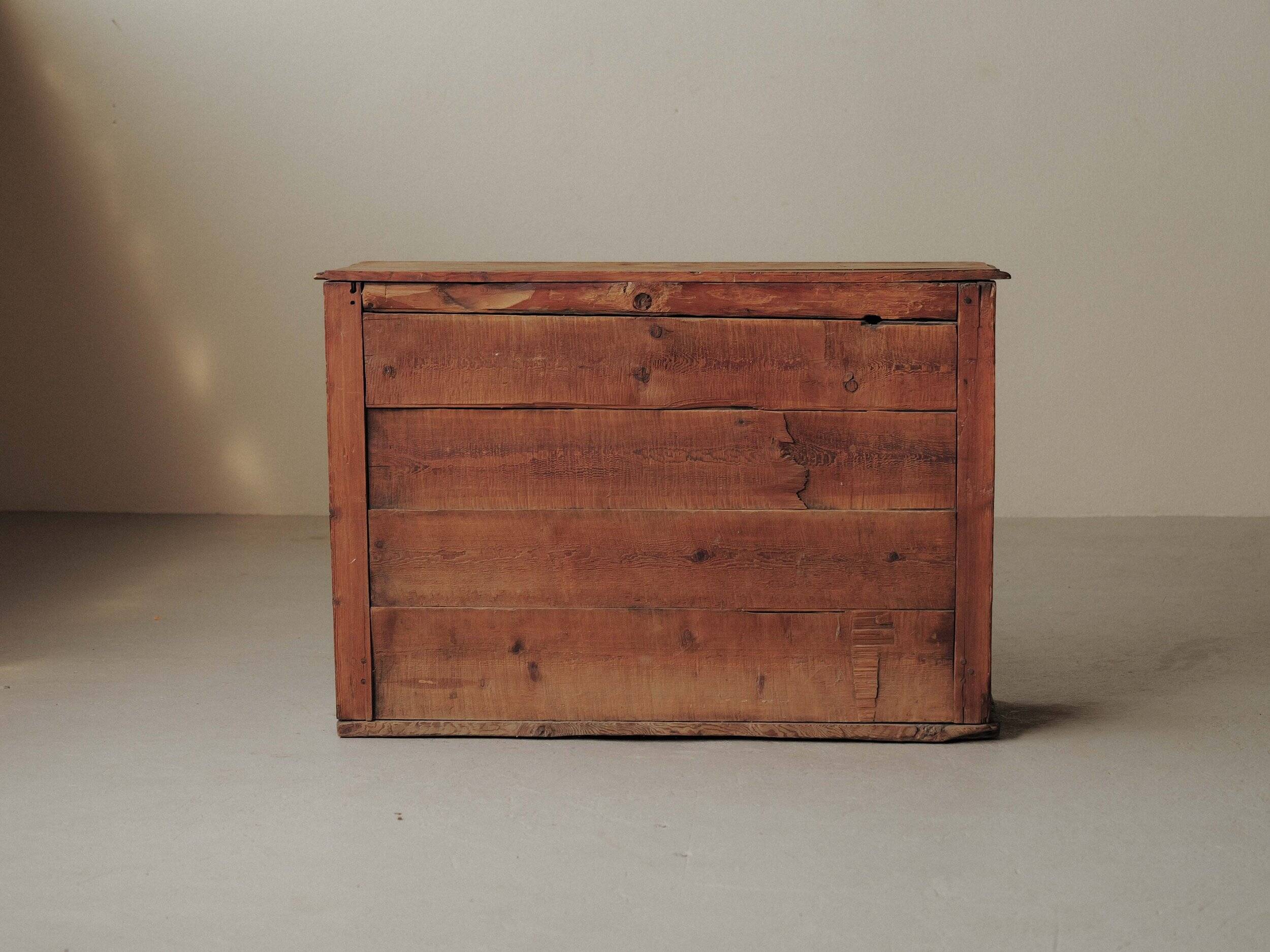 Mountain buffet in larch and solid pine, Folk art, 19th century