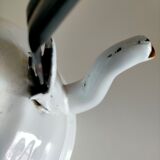 Enamelled kettle