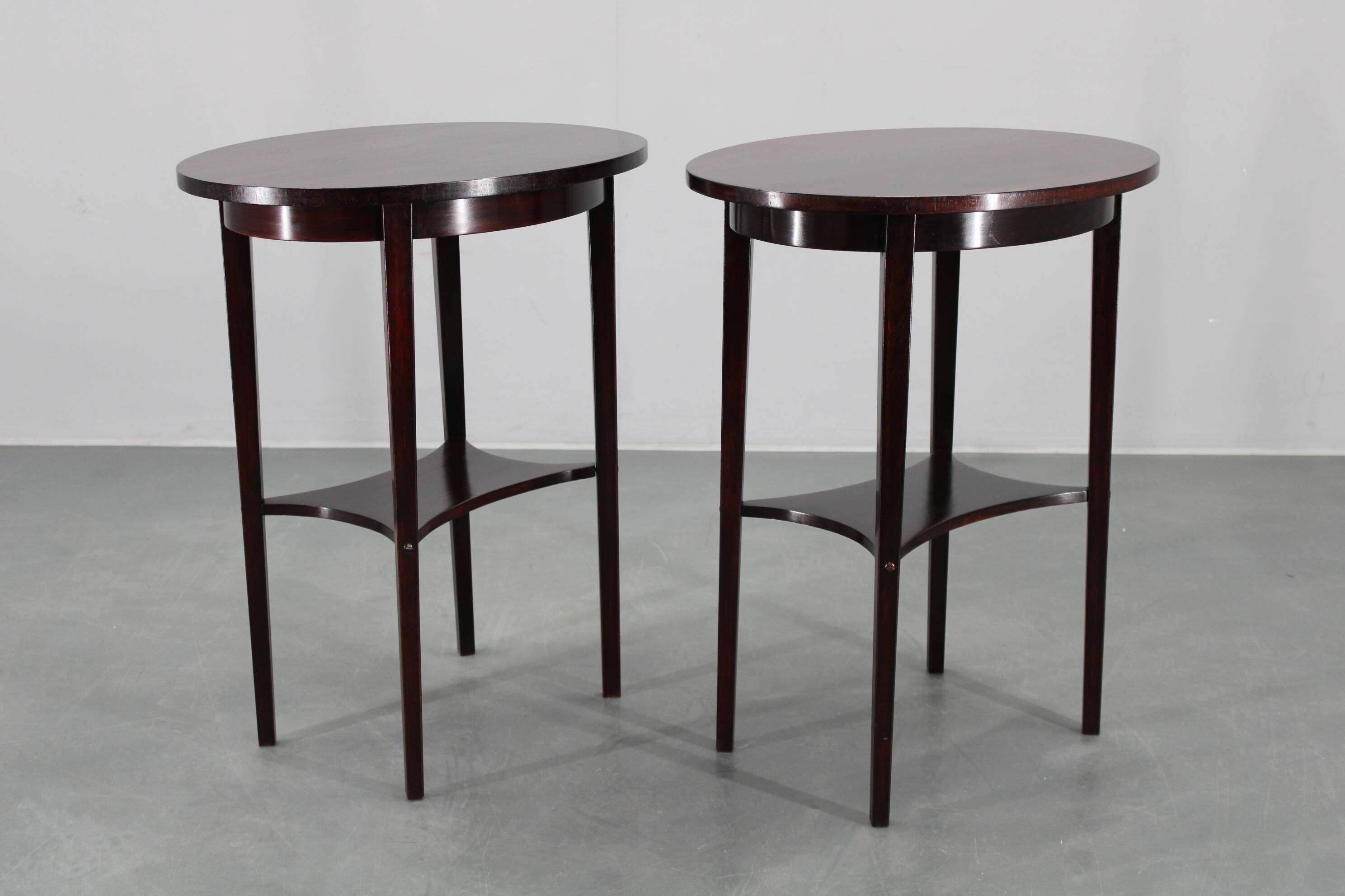 1930s pair of restored Thonet side tables No. 206, Czechoslovakia