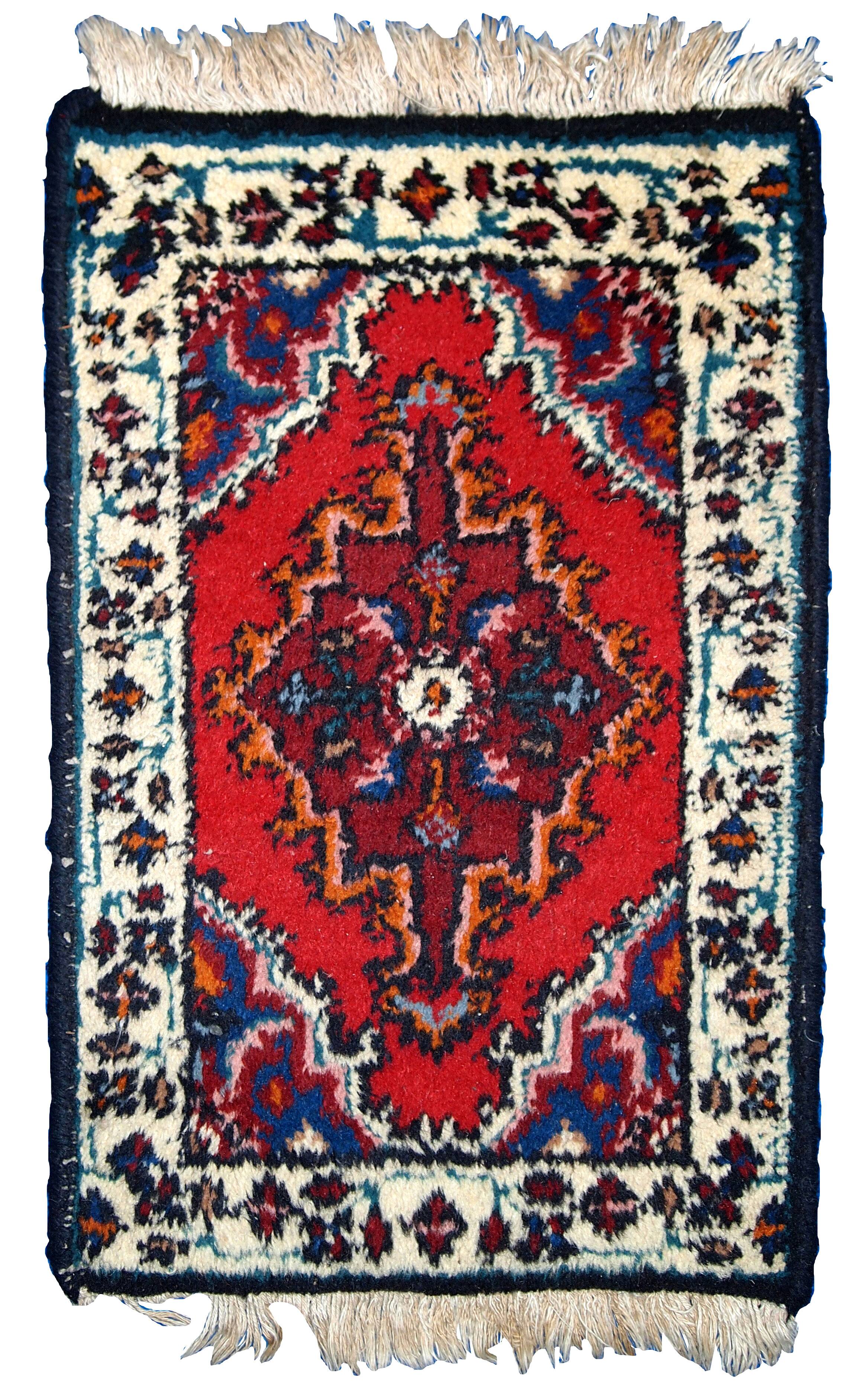 Tapis Vintage Hamadan en Laine, Années 1970, Élégance du Moyen-Orient