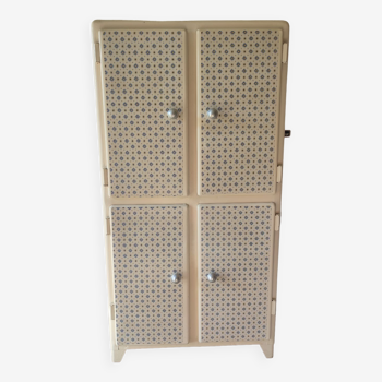 Armoire metal