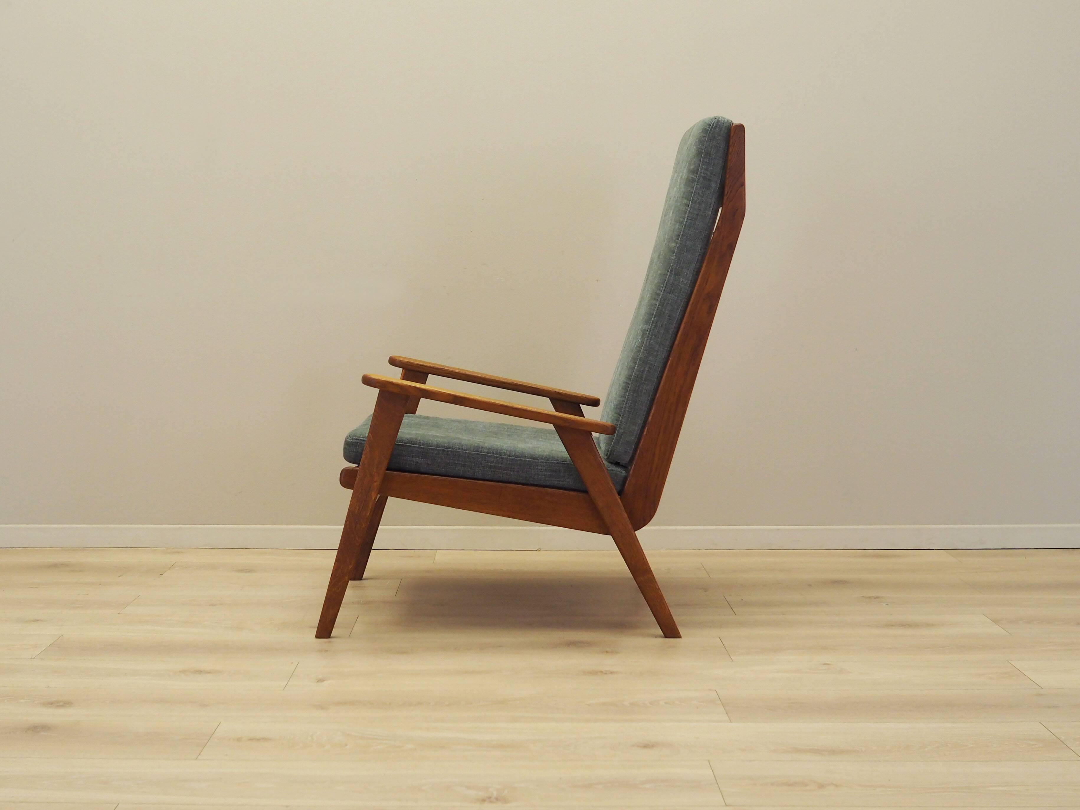 Fauteuil en chêne, design danois, années 1970, production : Danemark