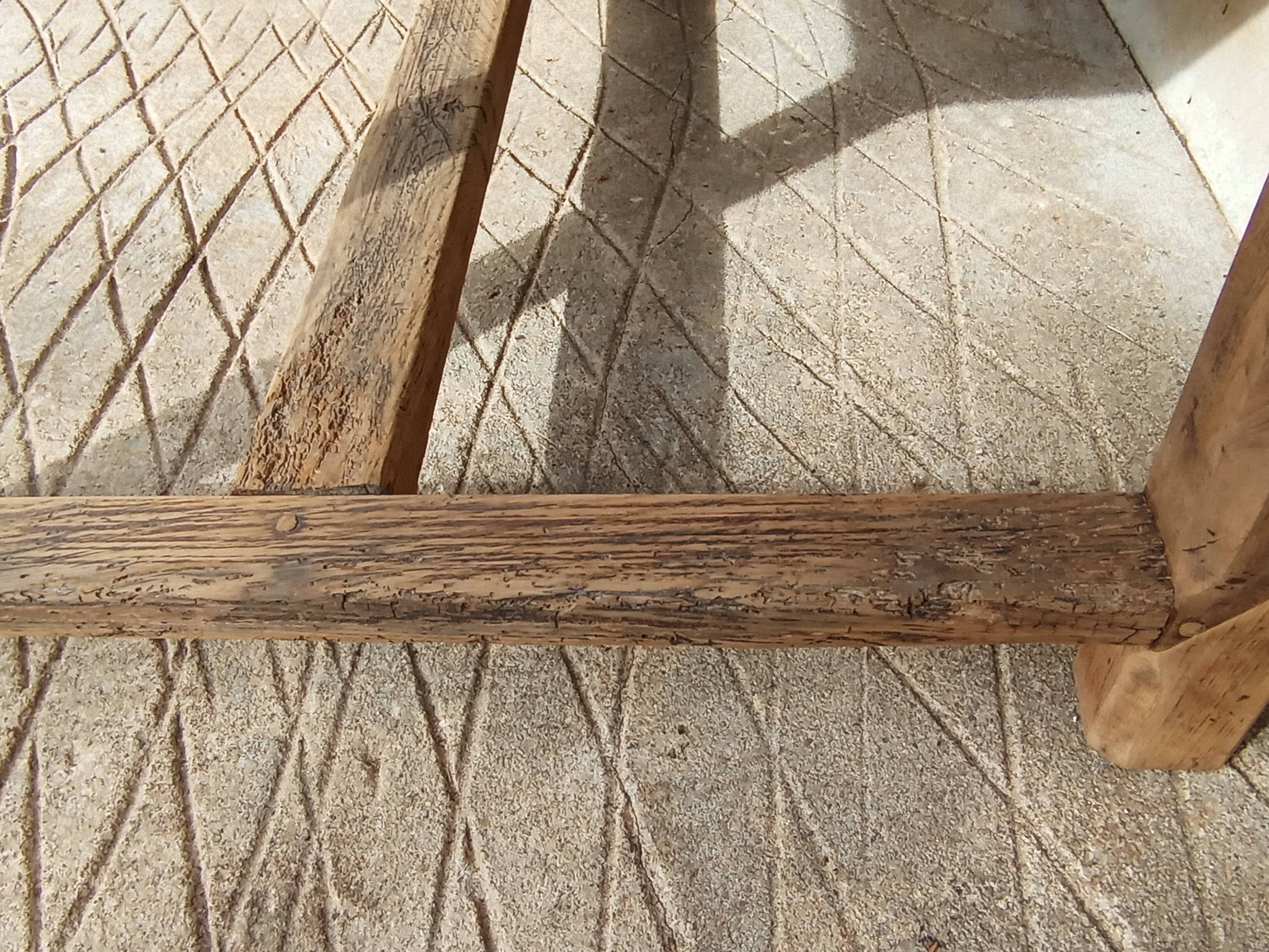 Farm table