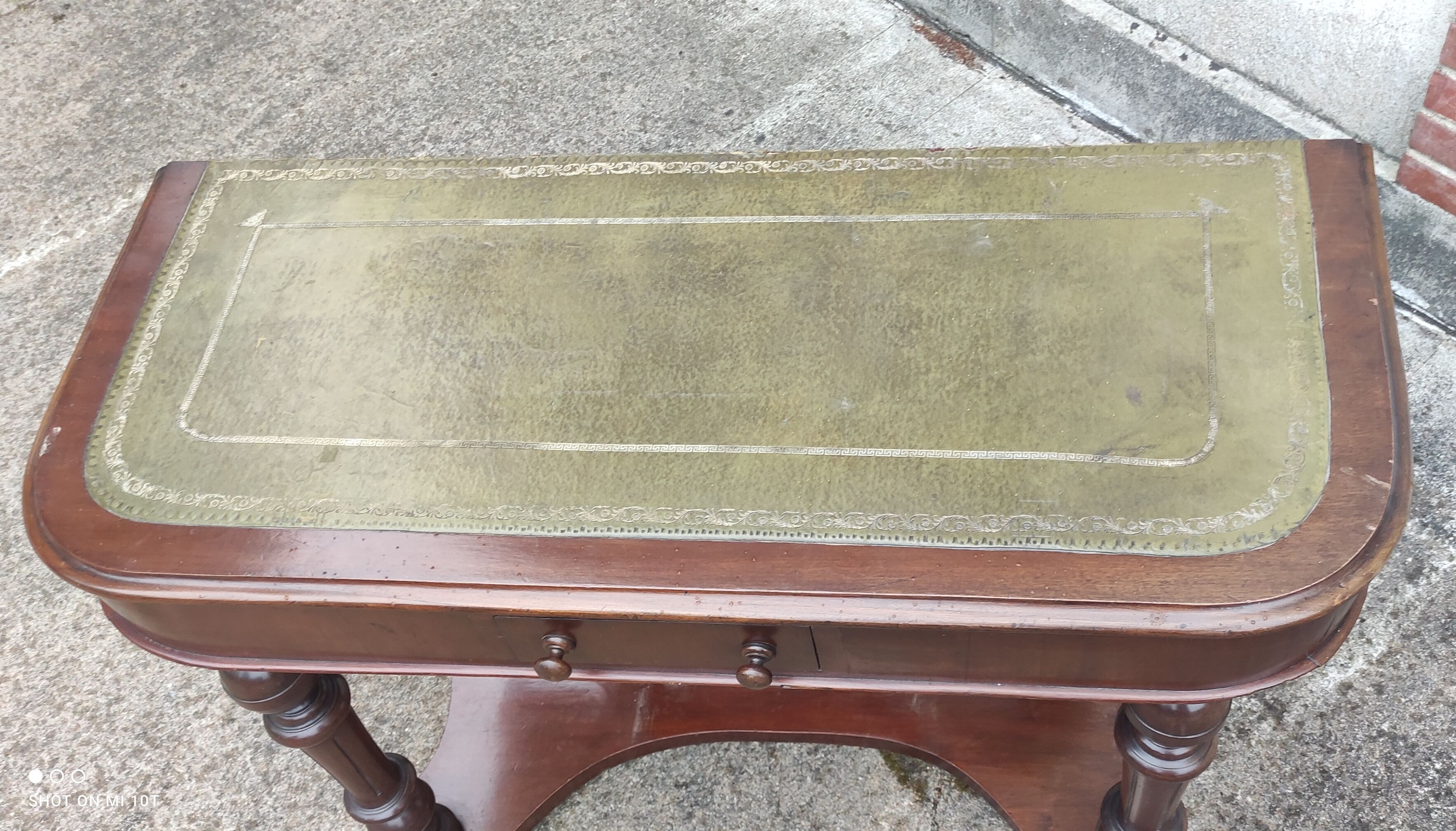 Console/desk/leather underwear/19th century