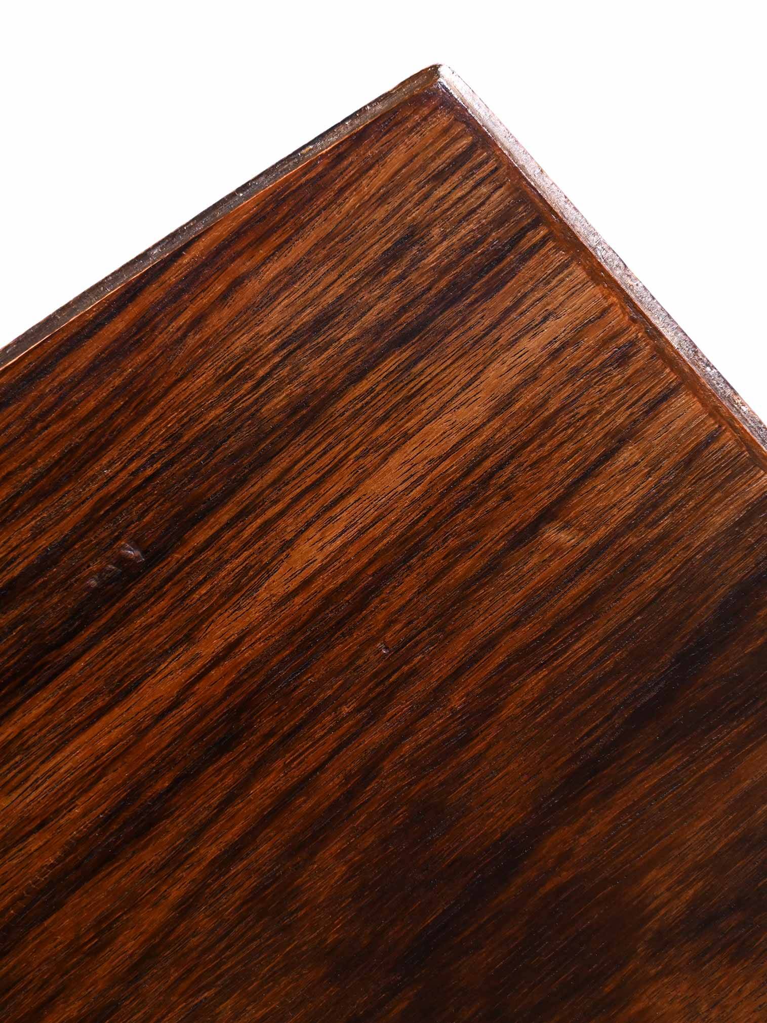 Scandinavian coffee table with black legs