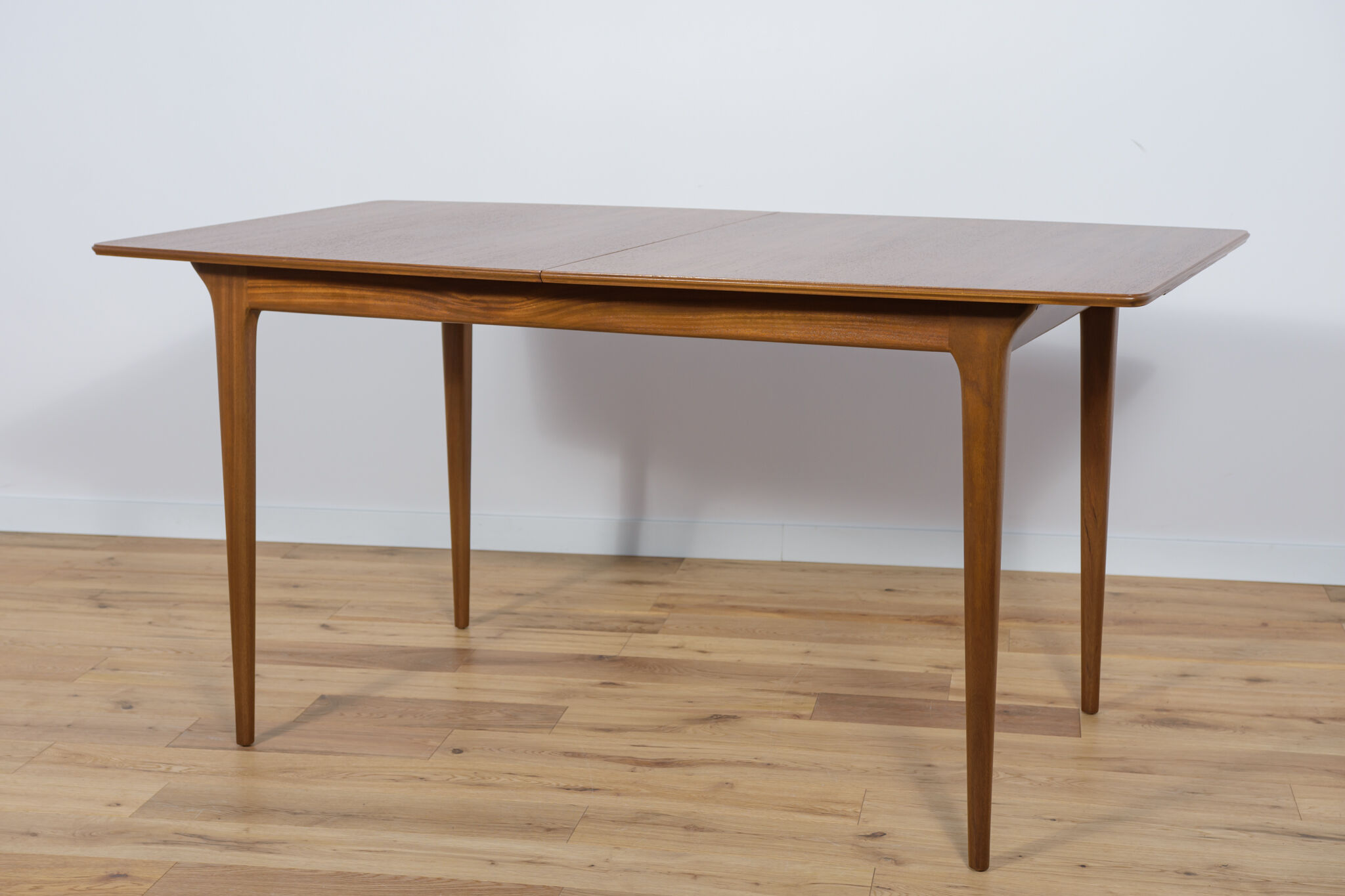 Mid-century teak extendable dining table from Mcintosh, 1960s