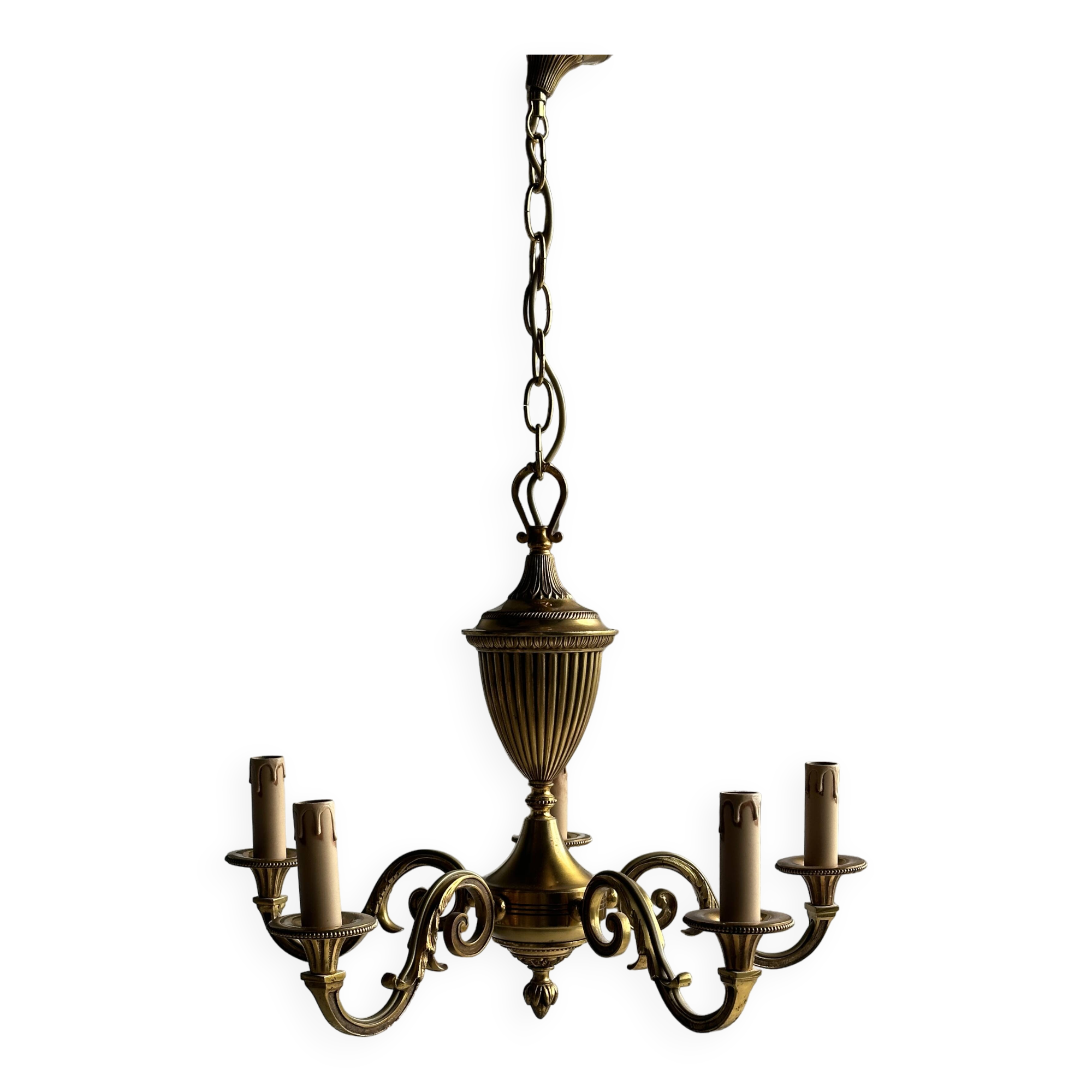 Classic 5-light gold chandelier