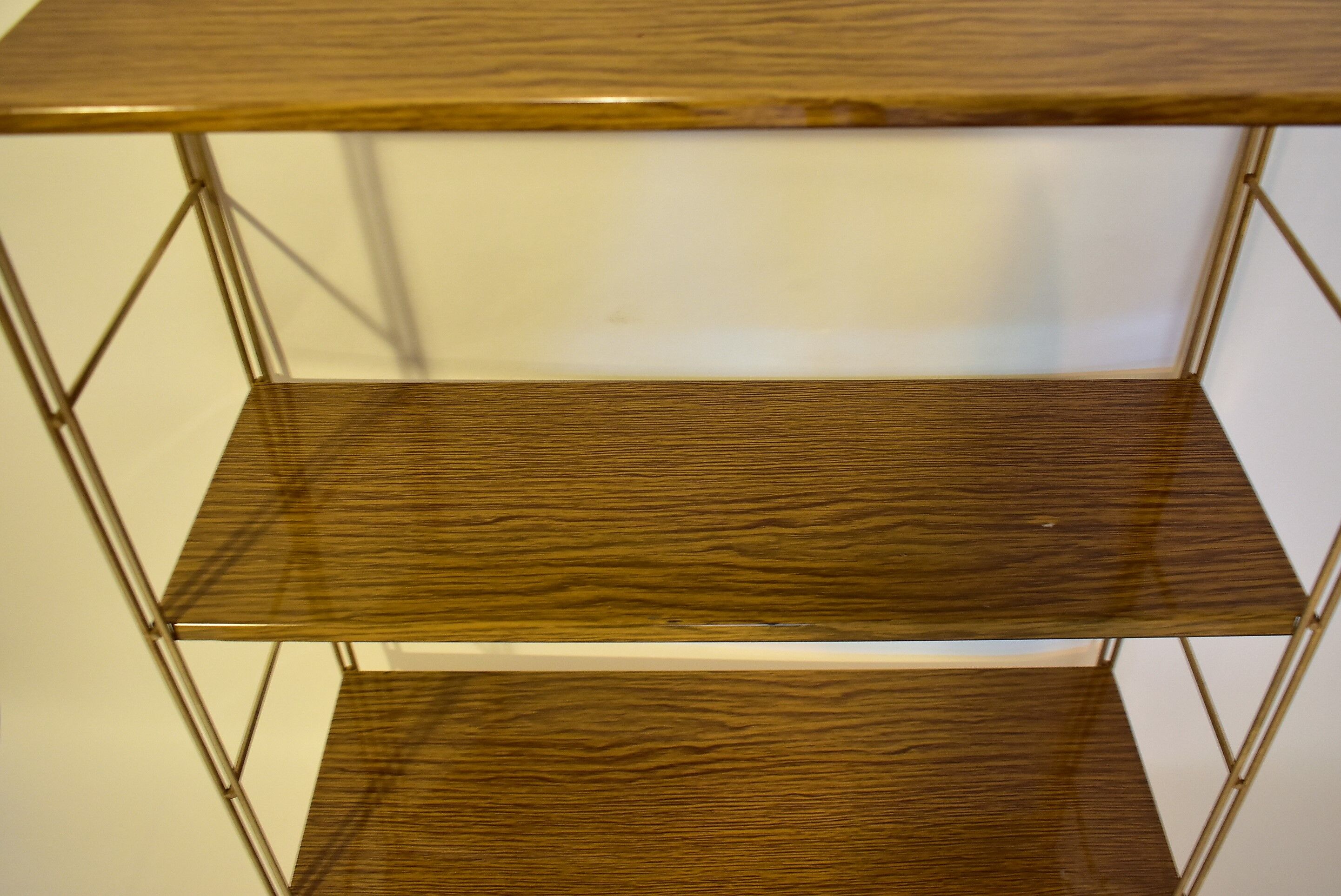 Shelf string vintage style beige taken no. 1