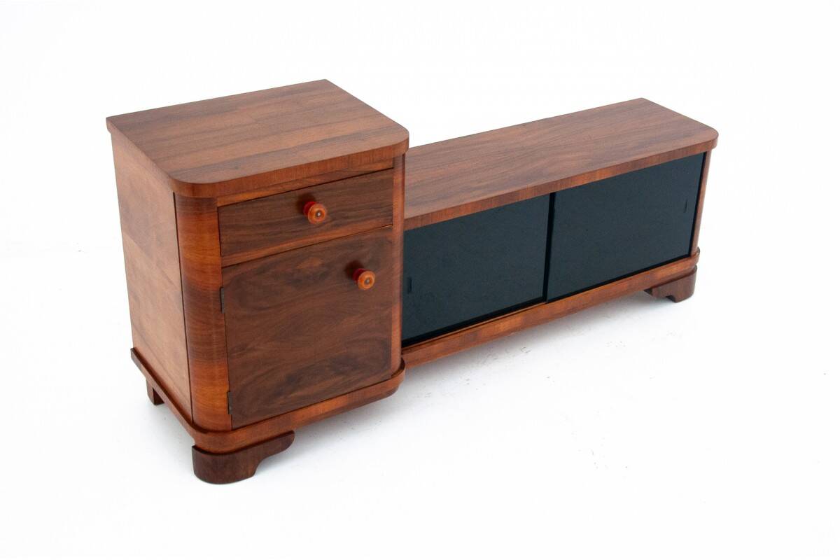 Art Deco chest of drawers, Poland, 1950s. After renovation.