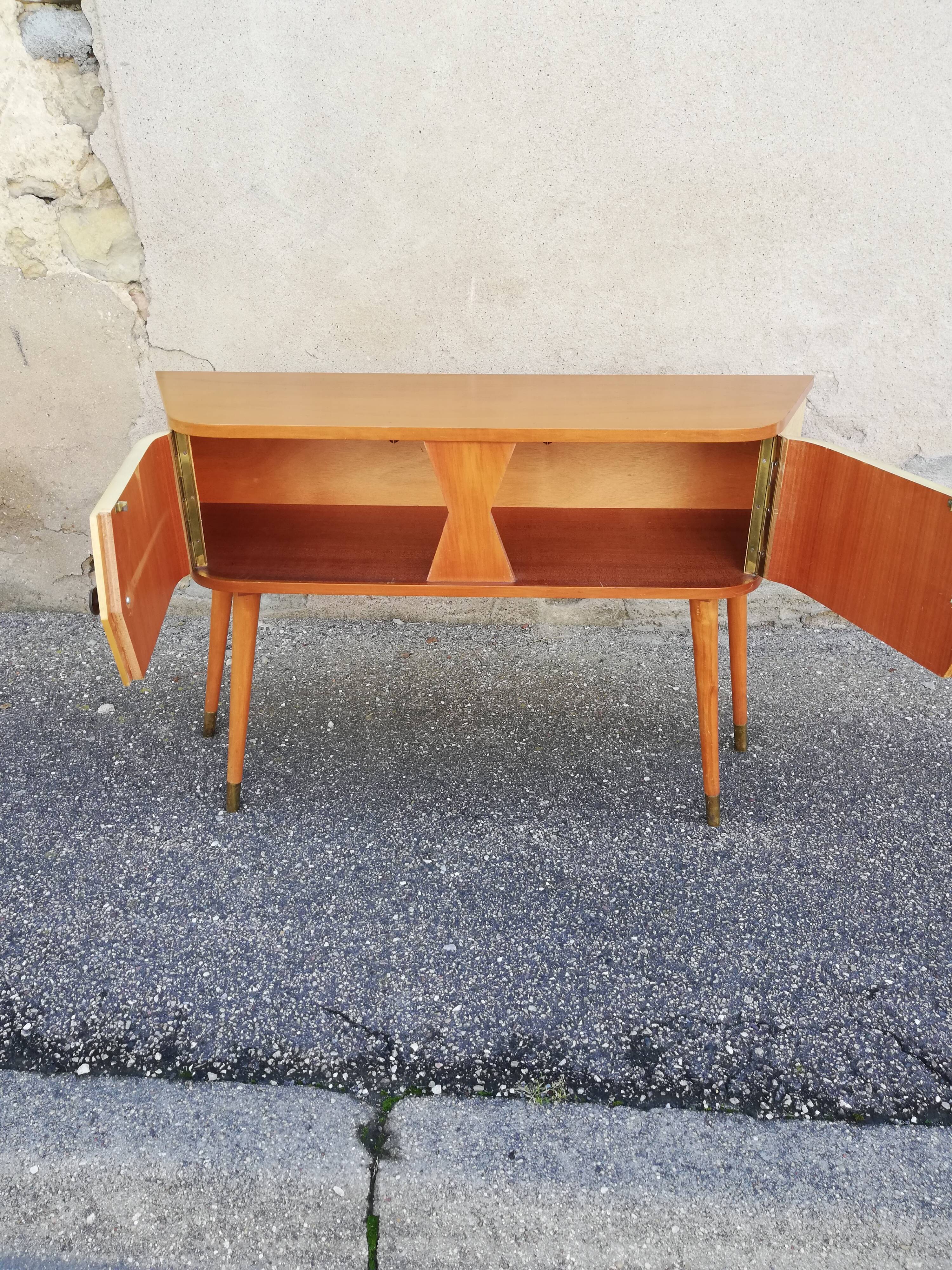 Commode vintage pieds compas