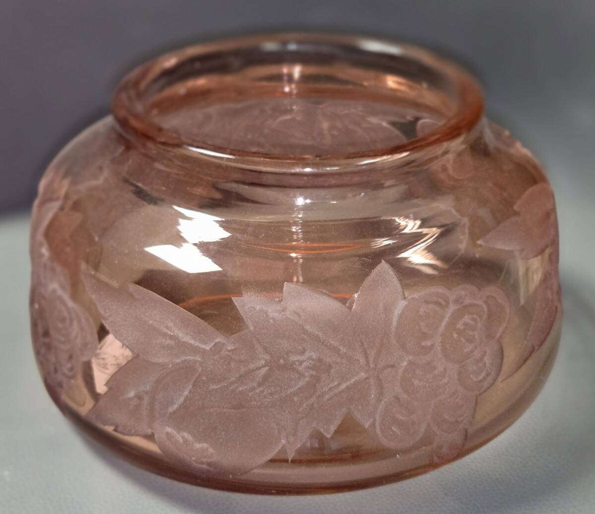 Legras: very important glass vase with acid-etched patterns.