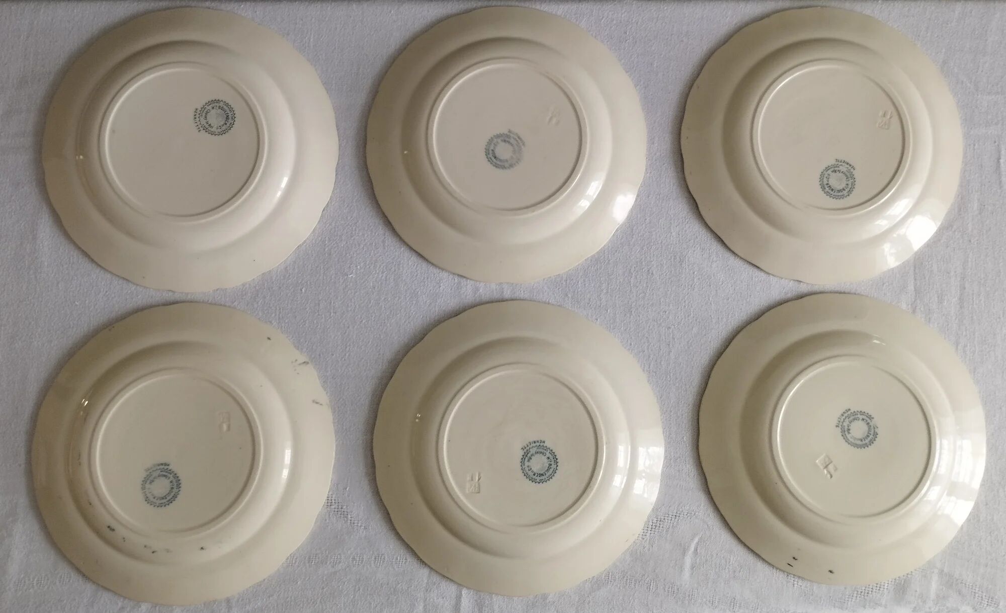 "Henriette" - 6 flat plates made of ironstone HB Choisy-le-Roi