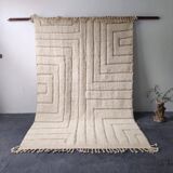 Discover the architectural elegance of this unique Beni Ouarain rug, 3x2M