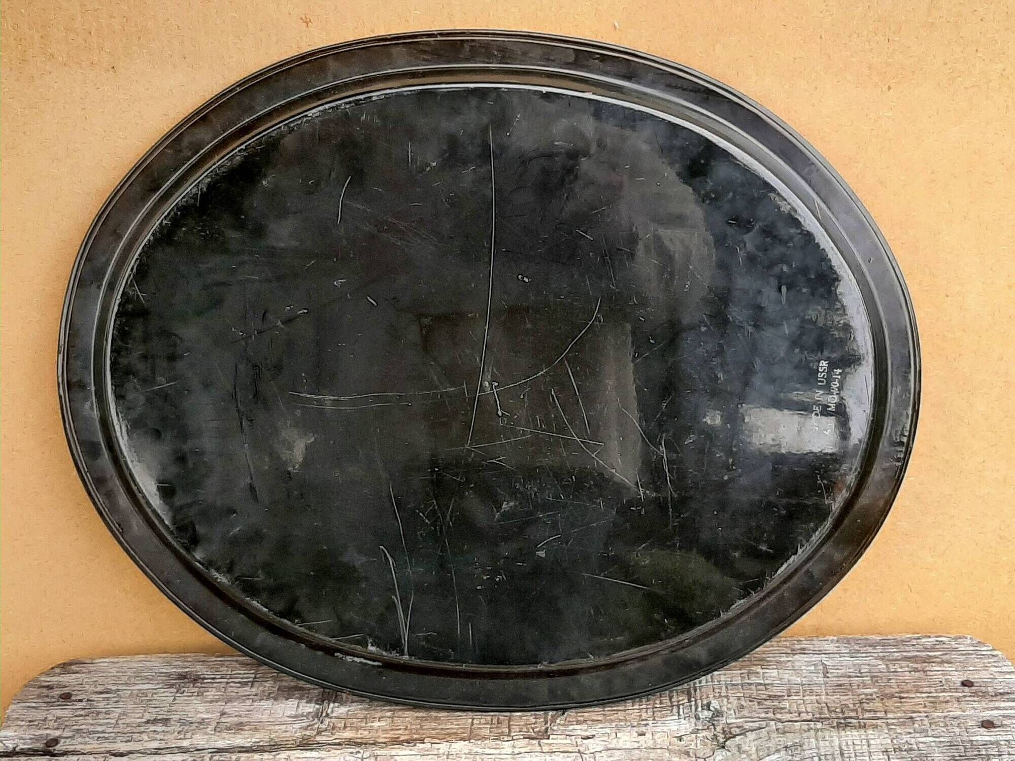 Black lacquered metal tray with multicoloured vintage Russian floral decoration.