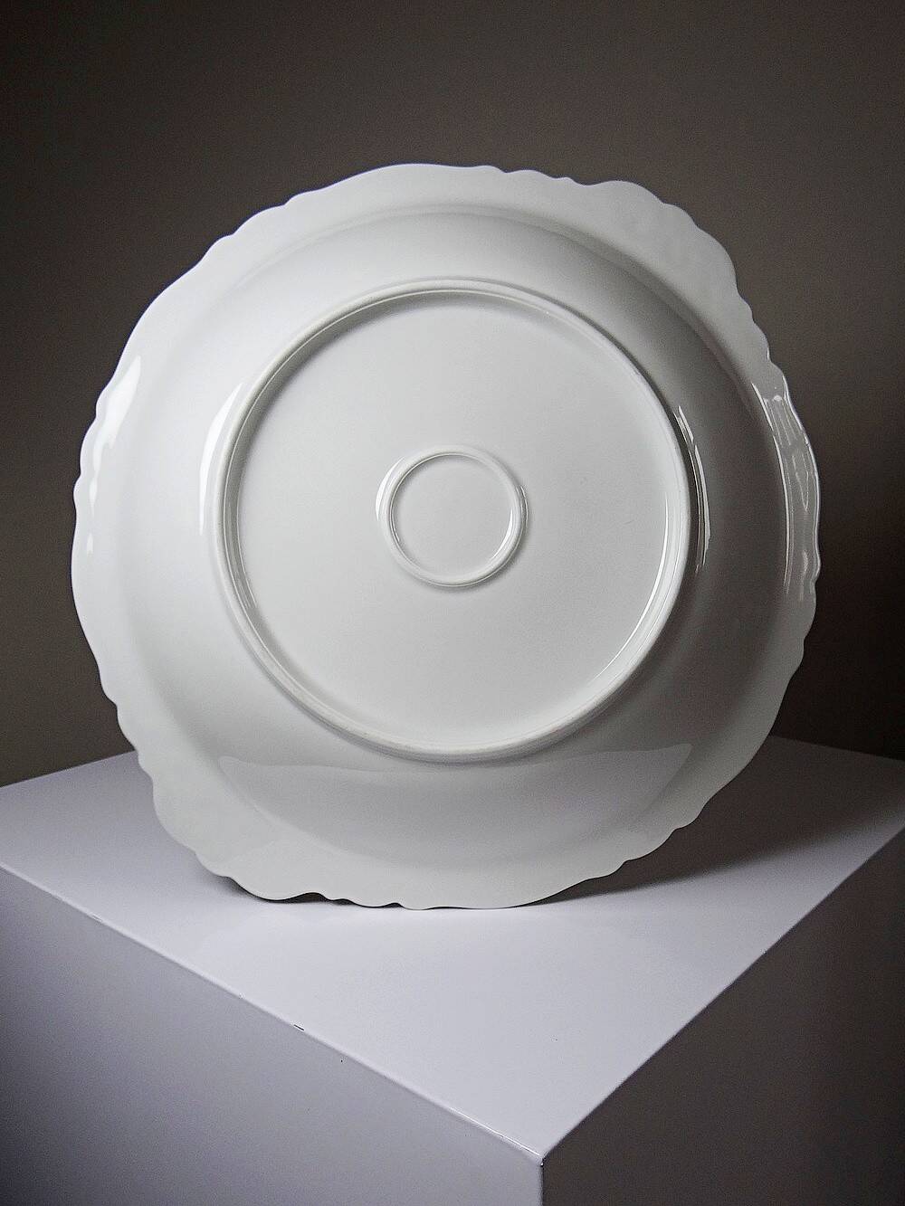 Large, hollow serving dish in fine white Limoges porcelain, vintage/antique
