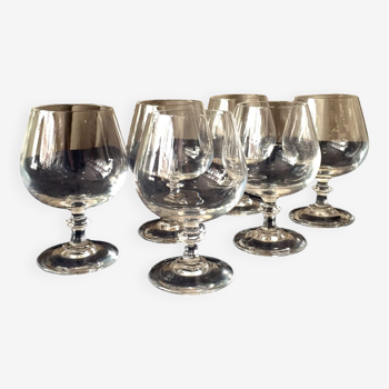 Suite de 6 verres a pied a cognac en cristal