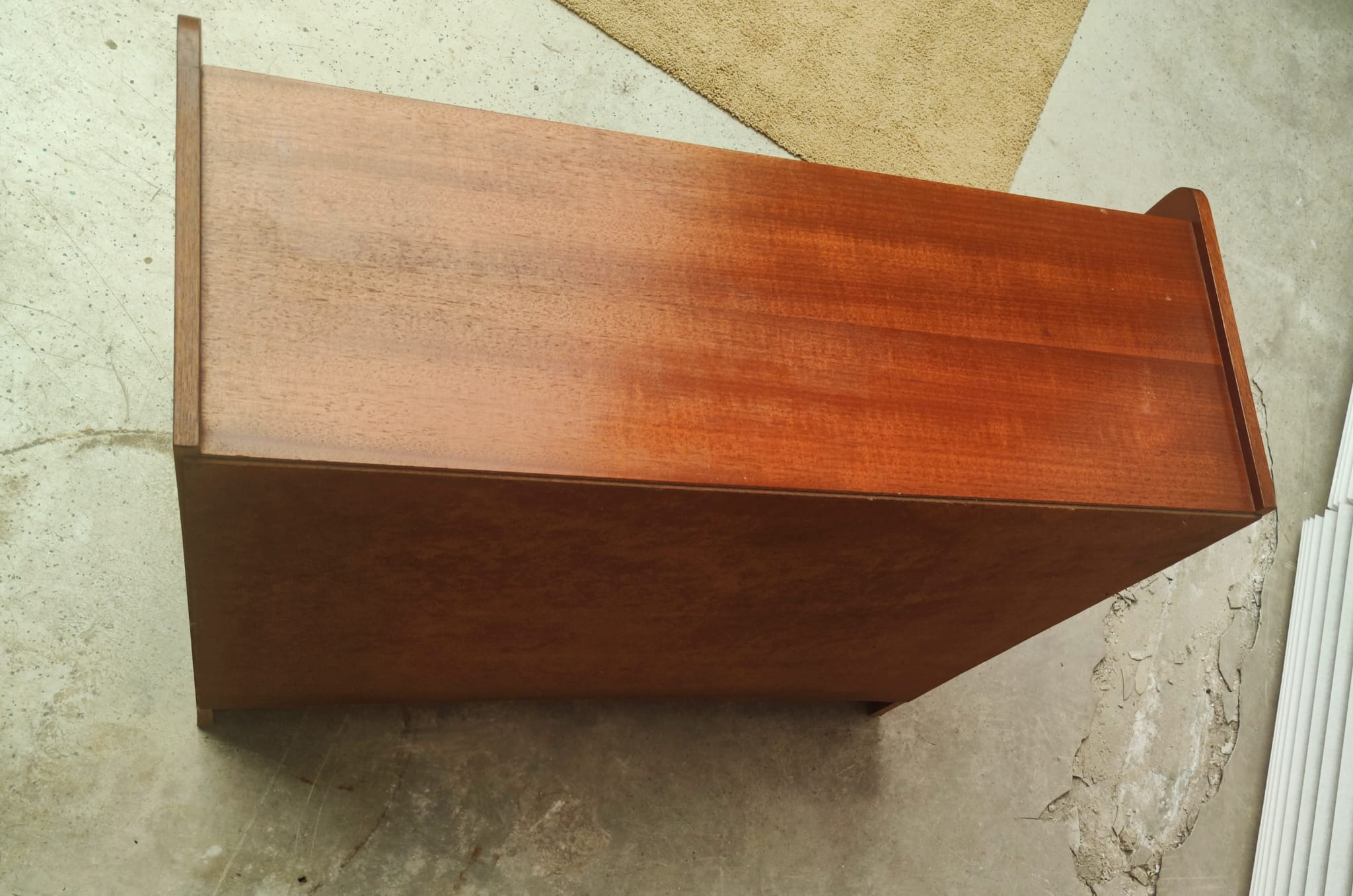 Armoire à chaussures mid century