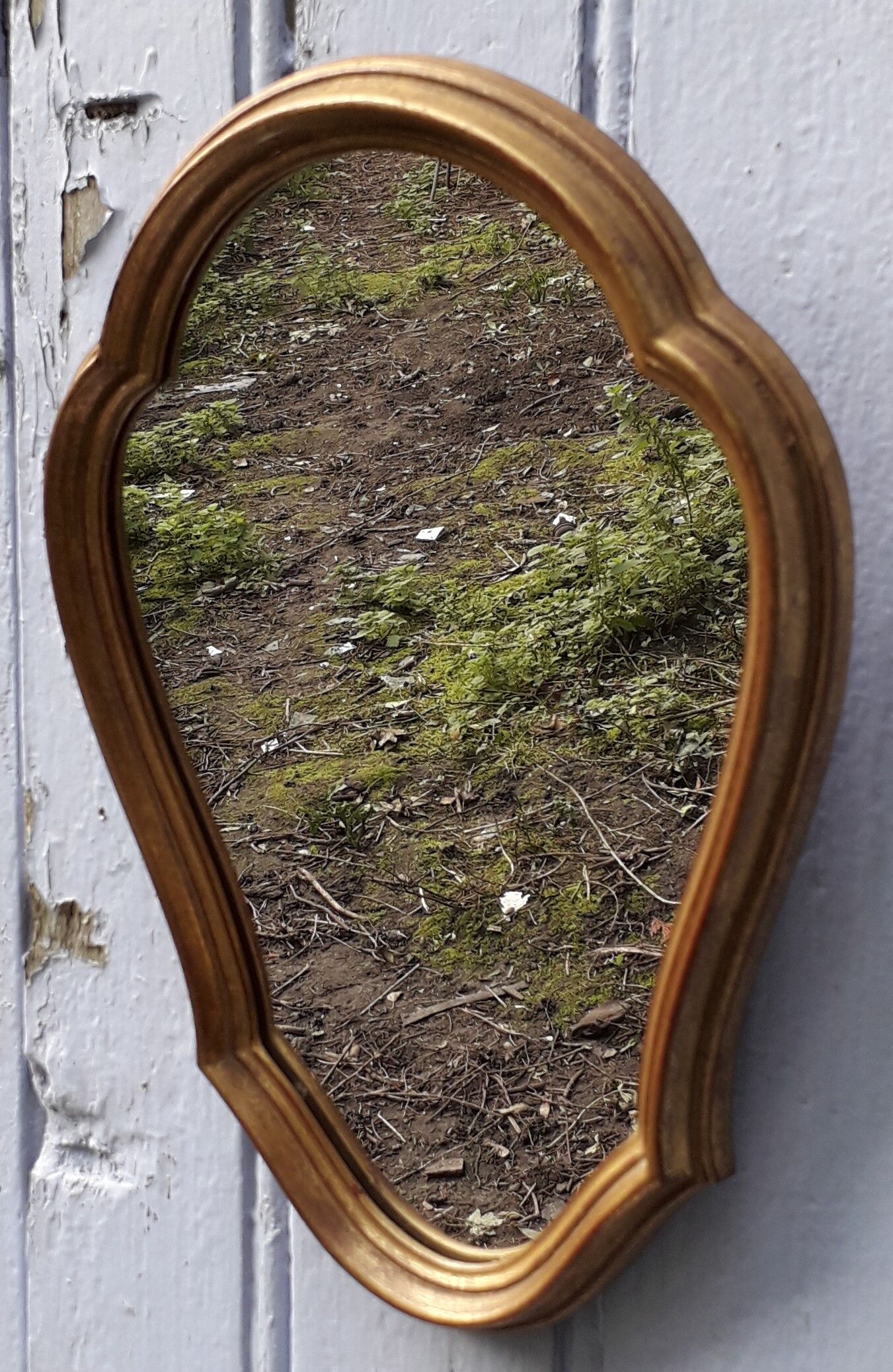 Classic golden mirror 45 x 24 cm