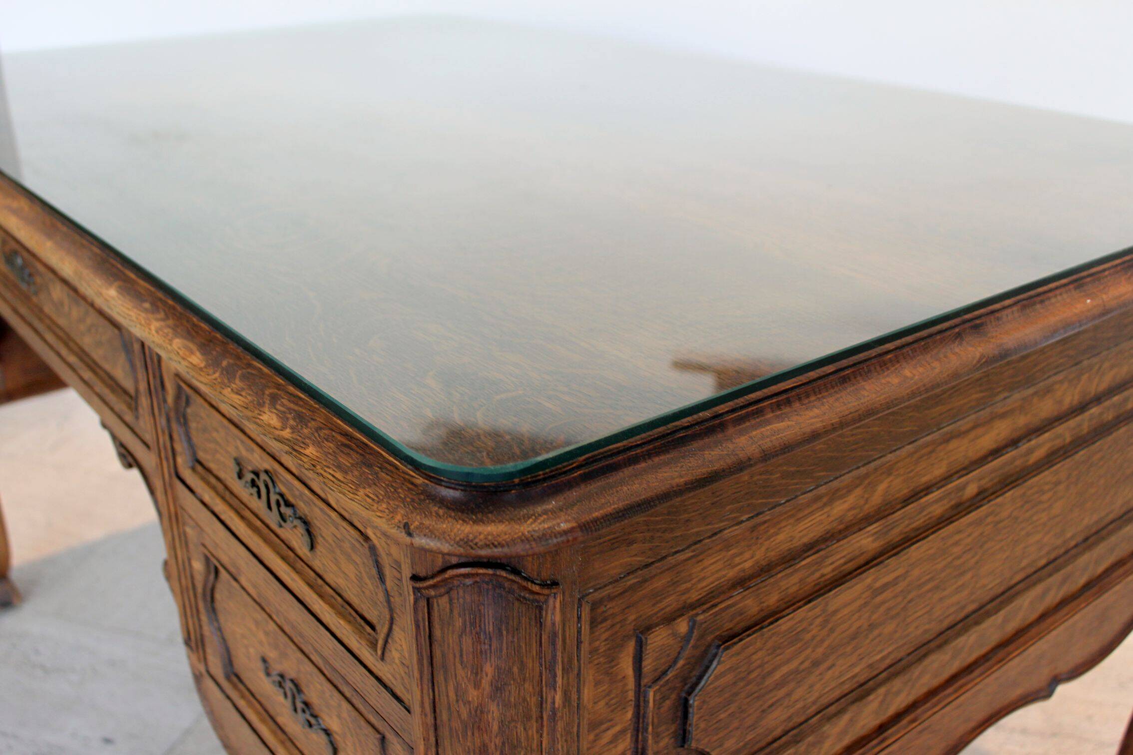 Double executive desk, Louis XV style