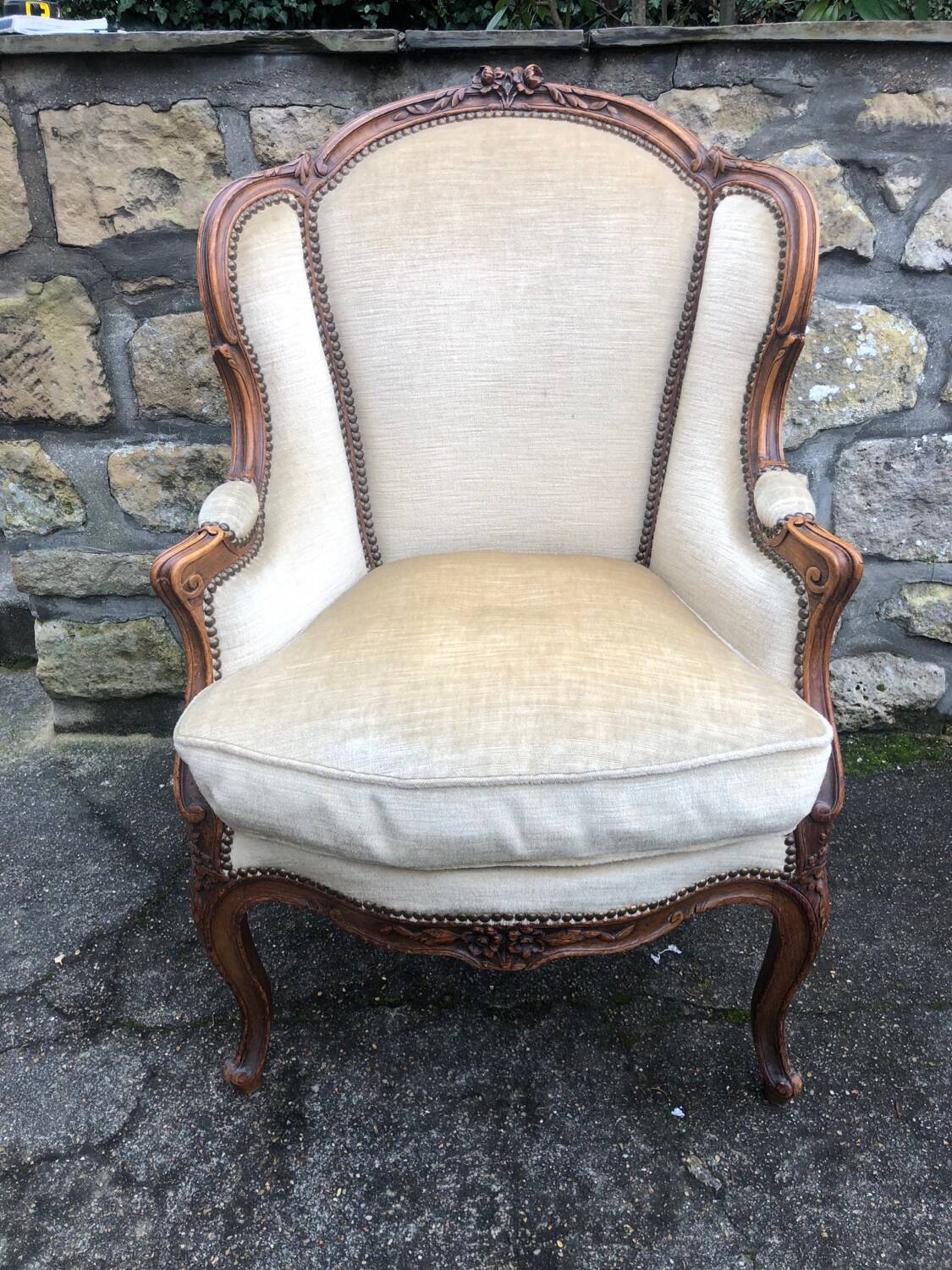 Fauteuil bergère à oreilles Louis XV