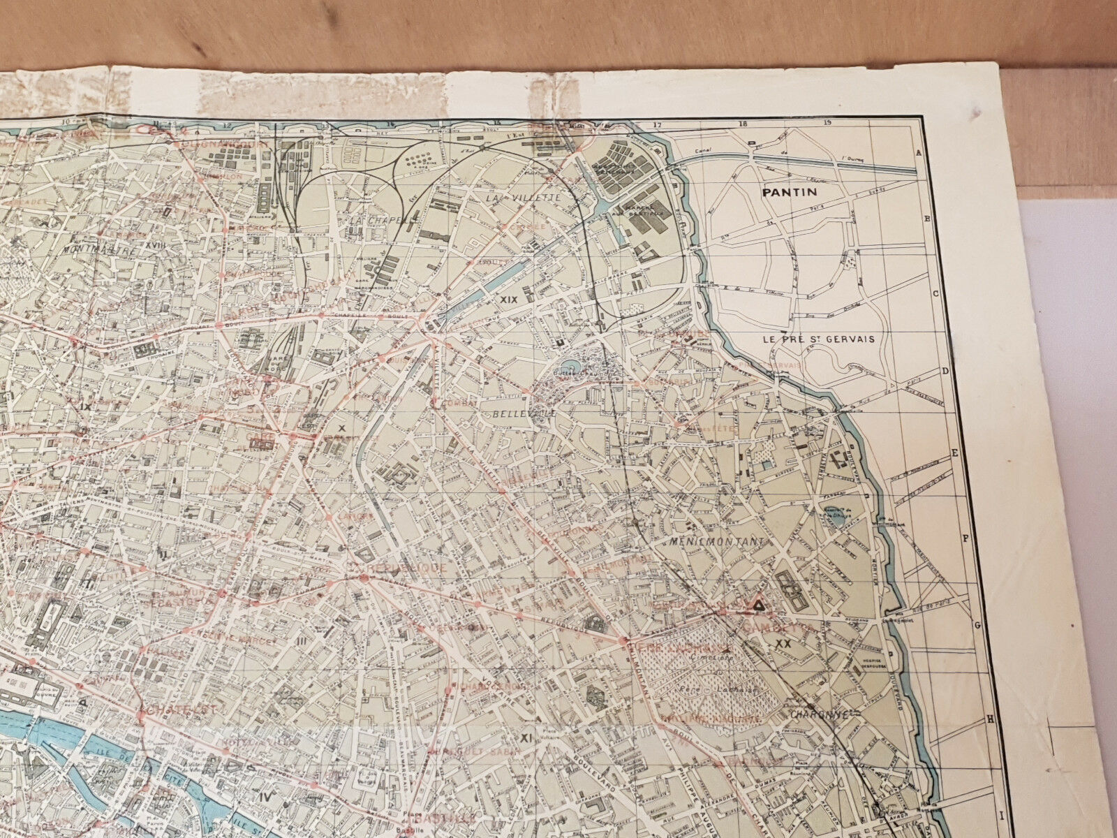 Old map of the city of Paris, 1911