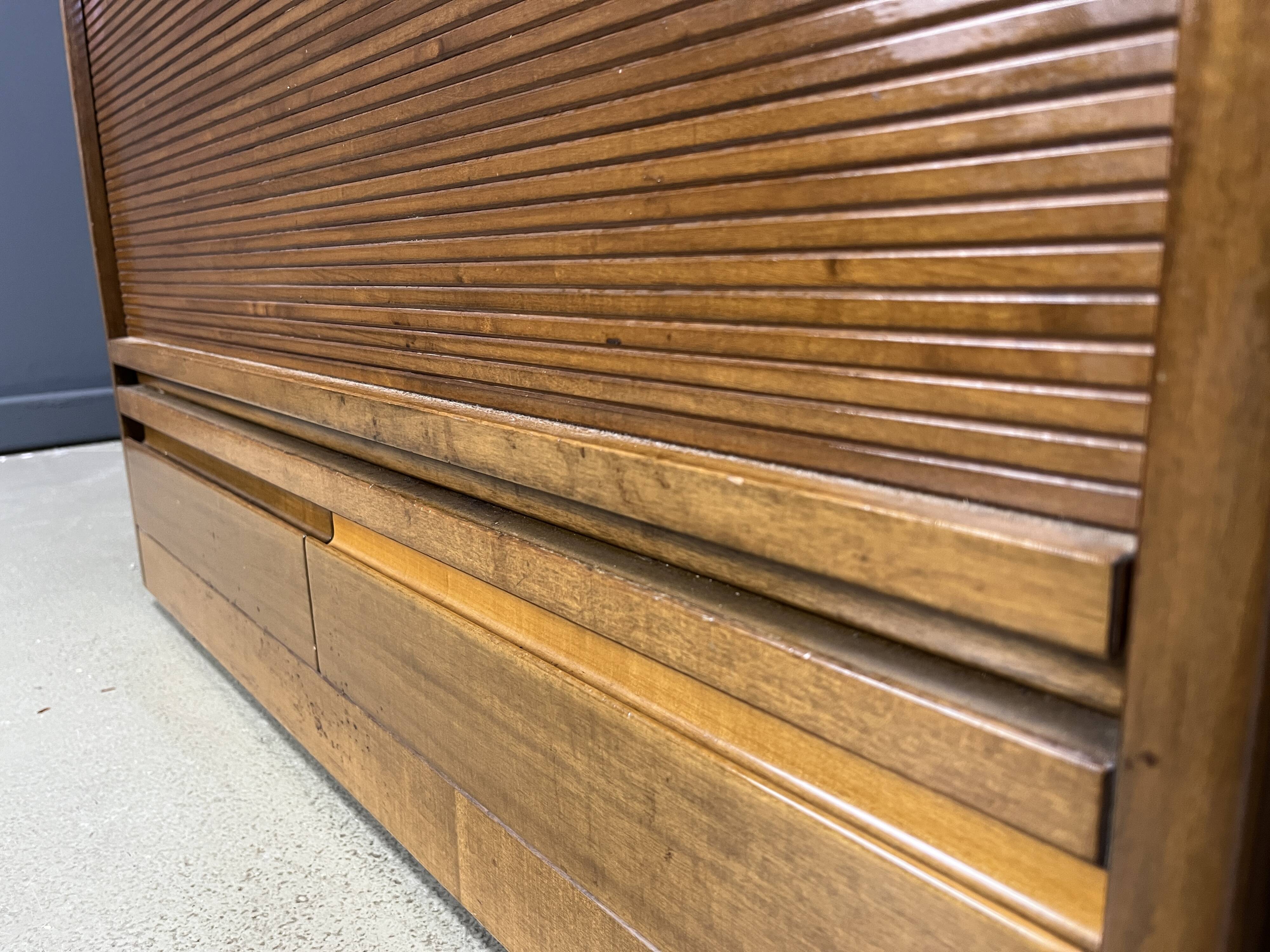 Vintage 4d sideboard by Angelo Mangiarotti for Molteni, 1970s