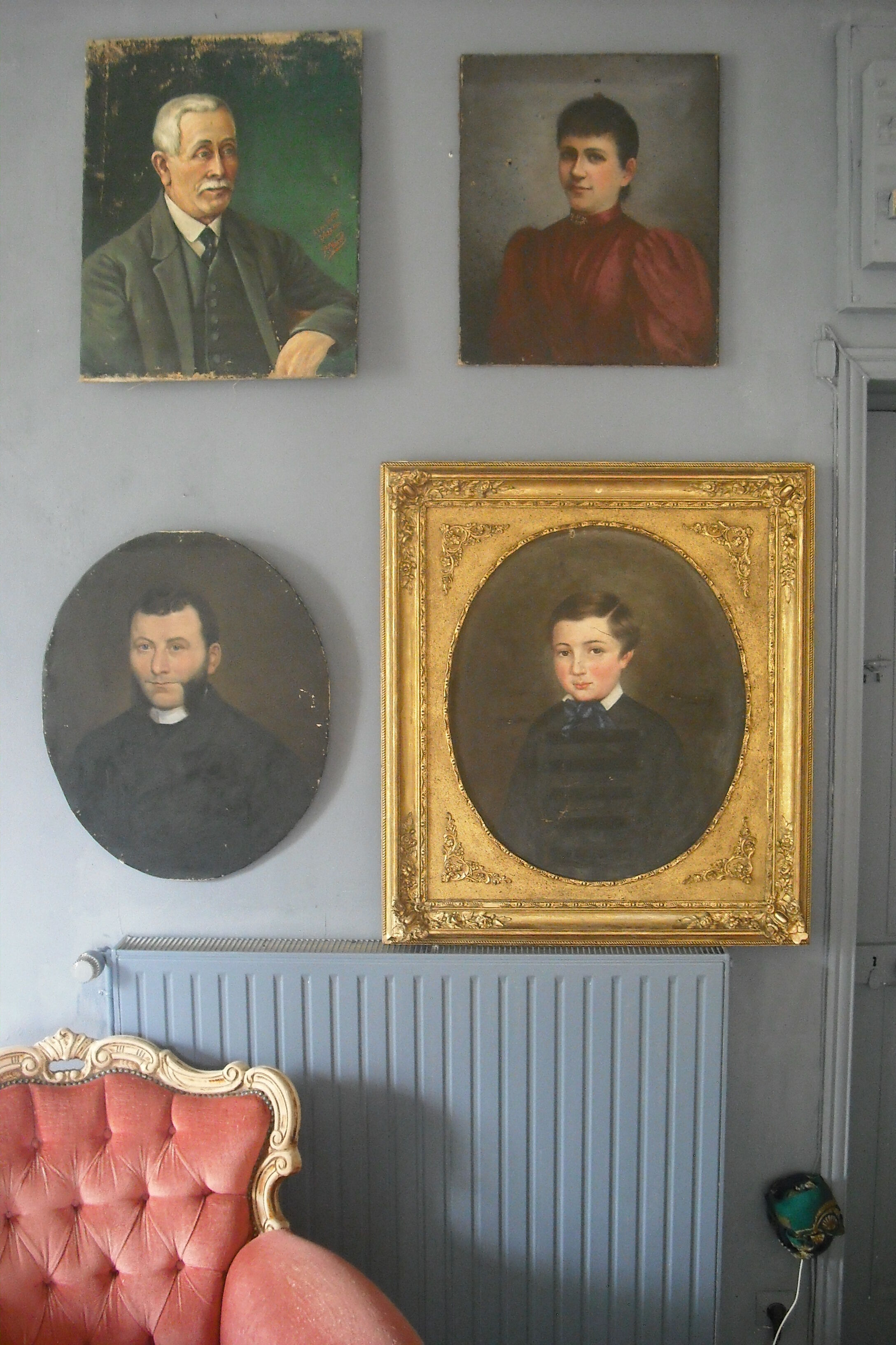 Portrait signed 63 / 50