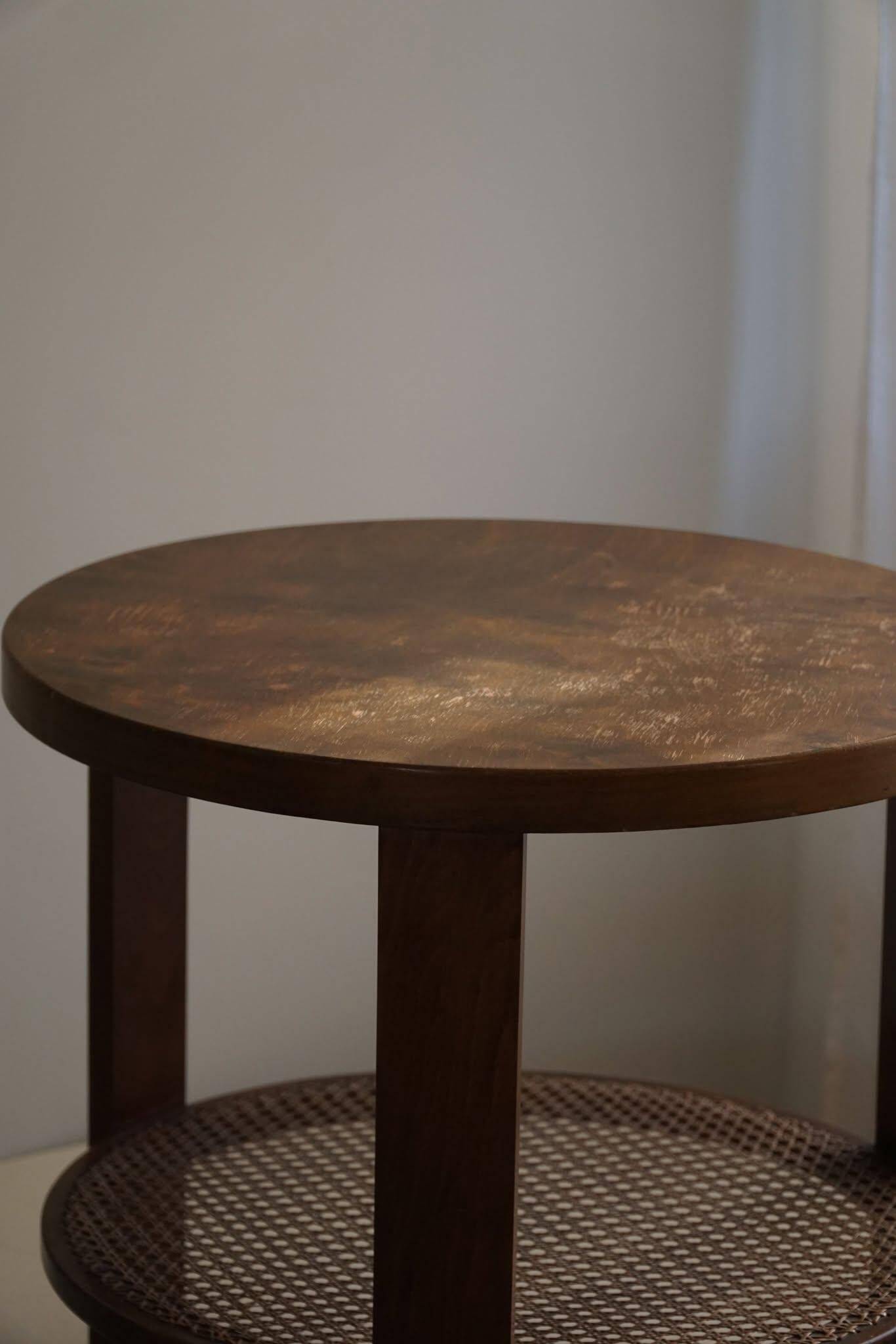 Modern Danish side table in lacquered beech, Fritz Hansen, "Model 1535", 1940s.