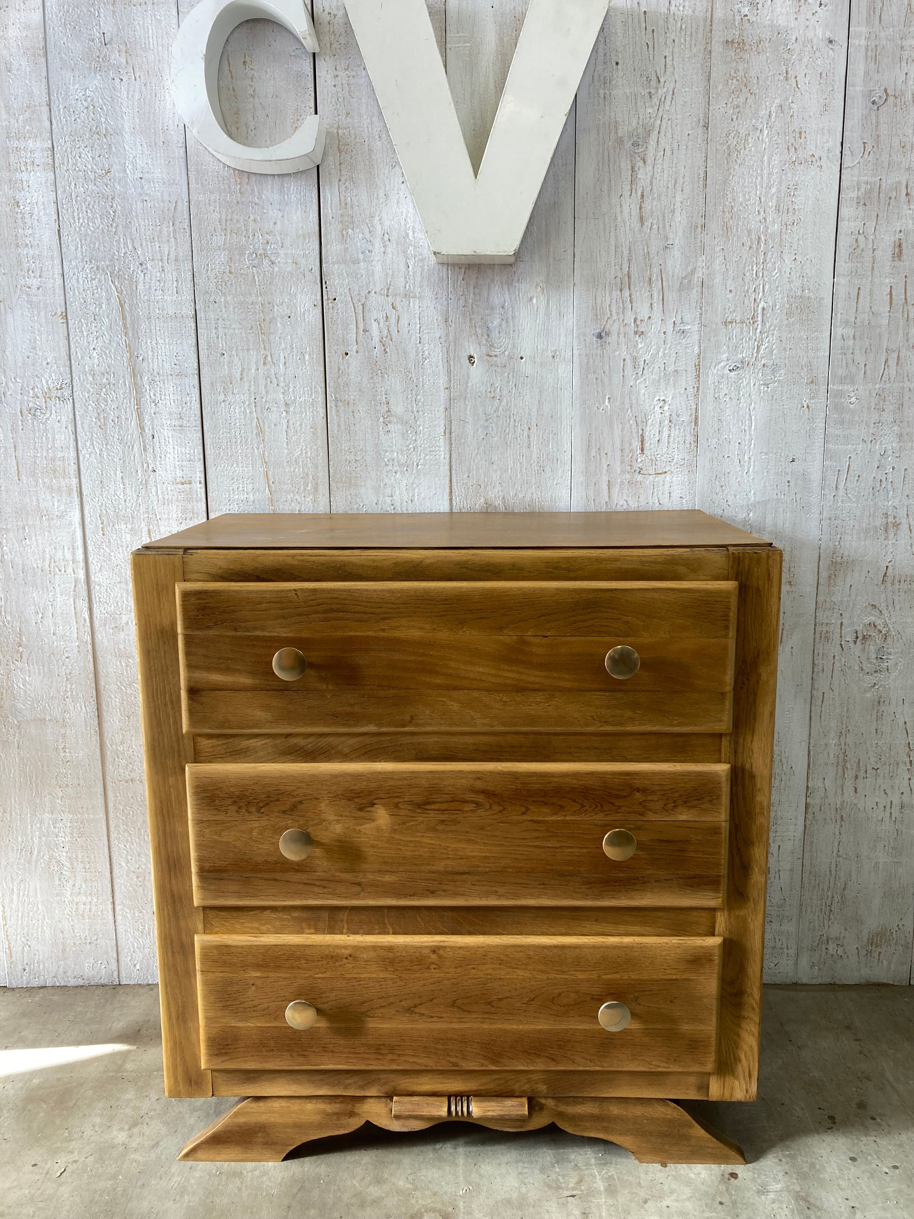 Vintage chest of drawers