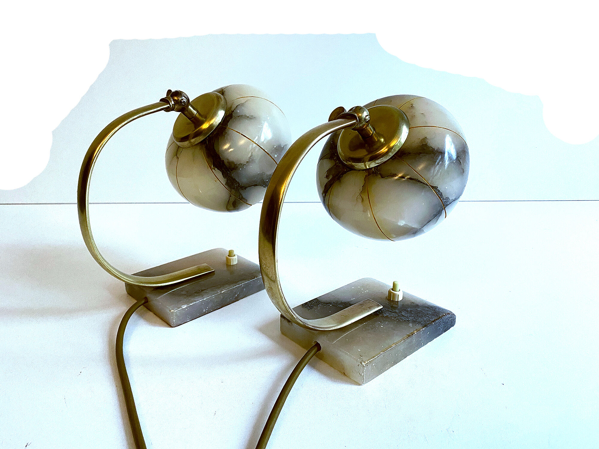 Pair of vintage art deco lamps, albatre marble brass, 30 years
