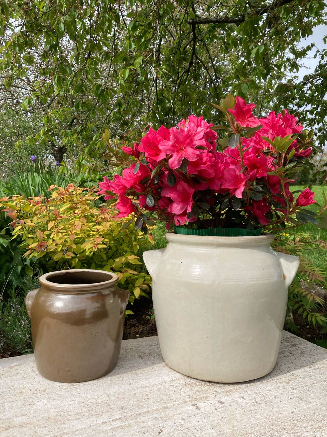 Brown stoneware jar