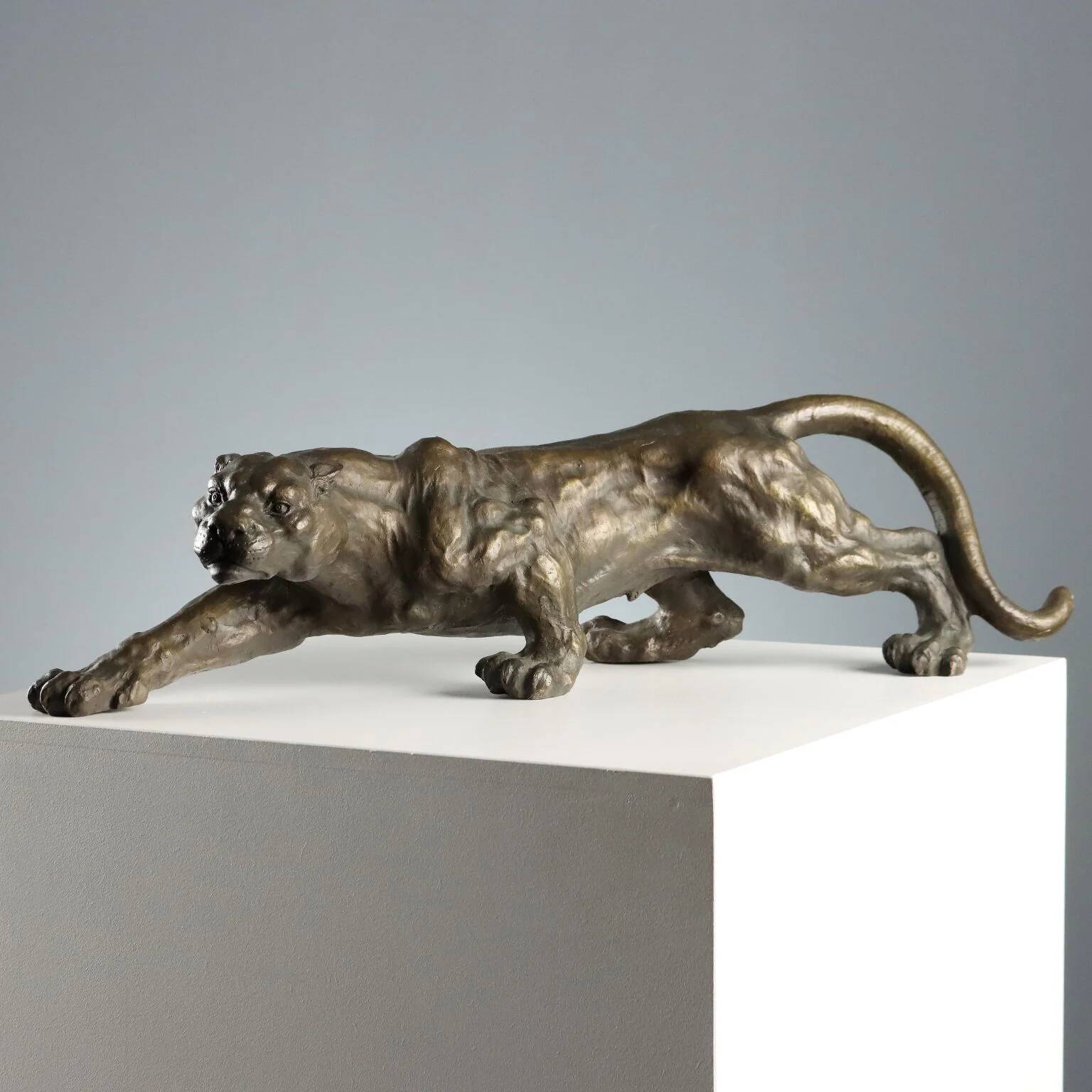 Modern bronze sculpture panther Italy 20th century