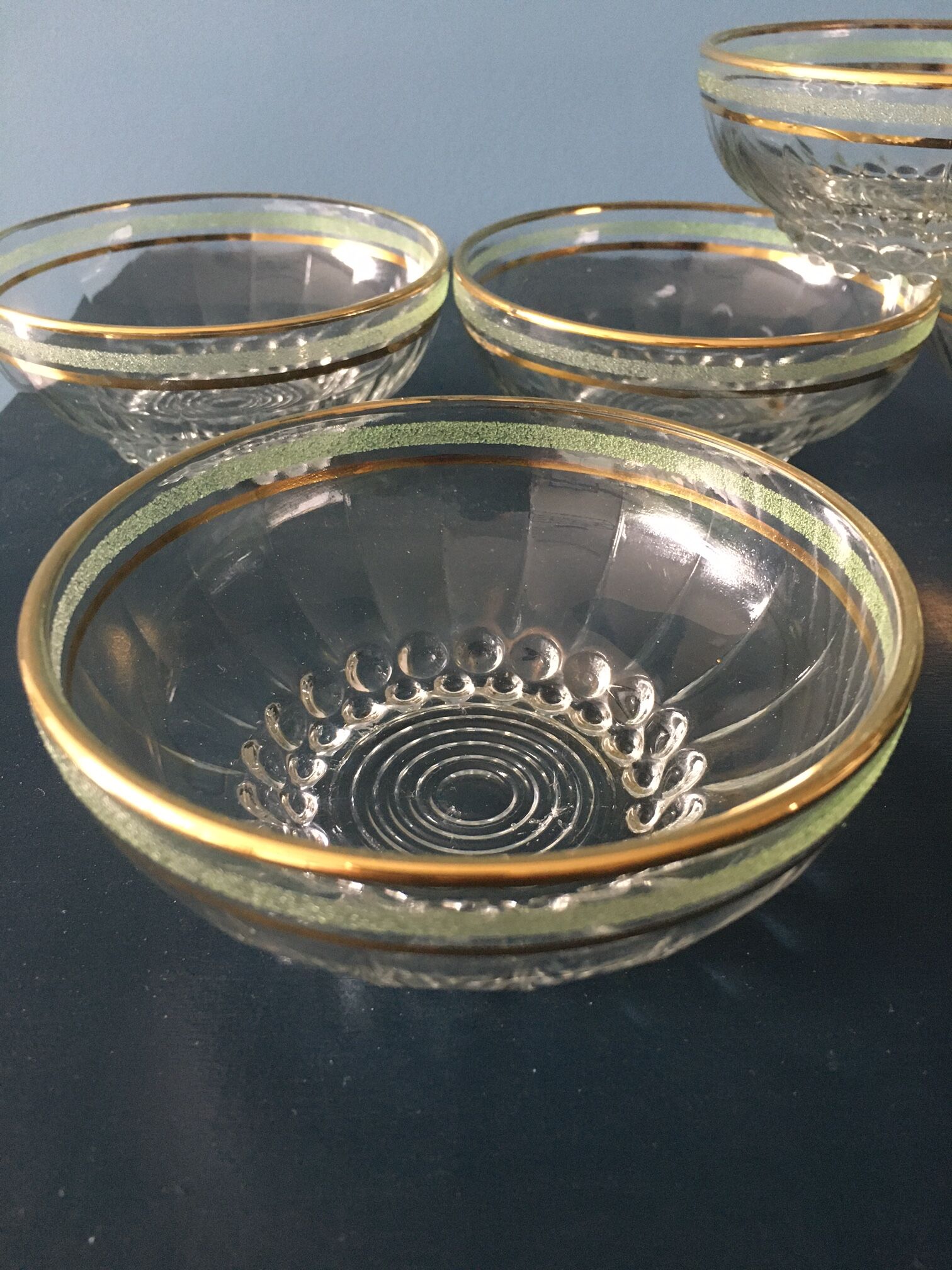 7 gold and green edged glass cup