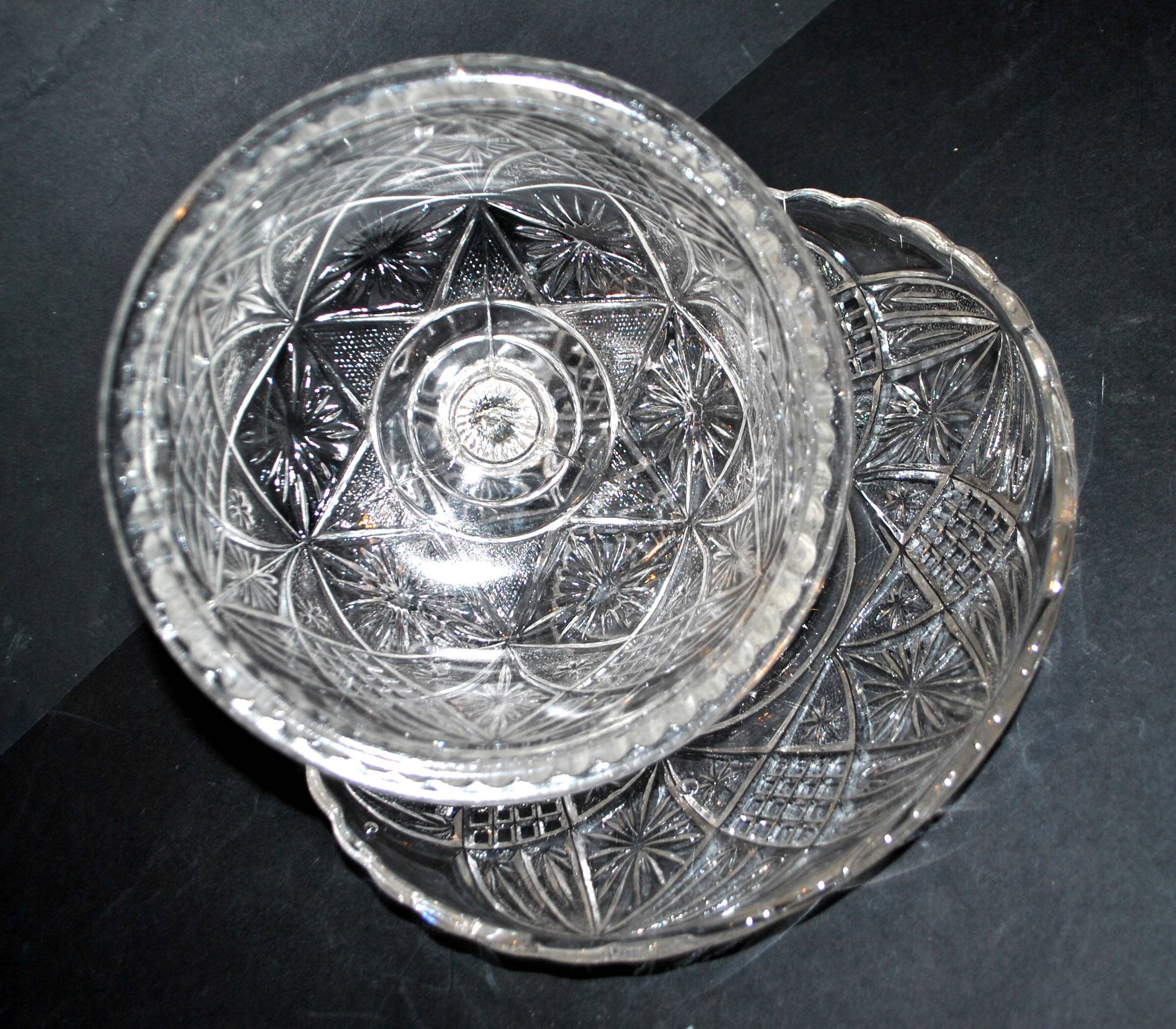 Vintage Portieux Vallerysthal pressed-molded glass cheese bell