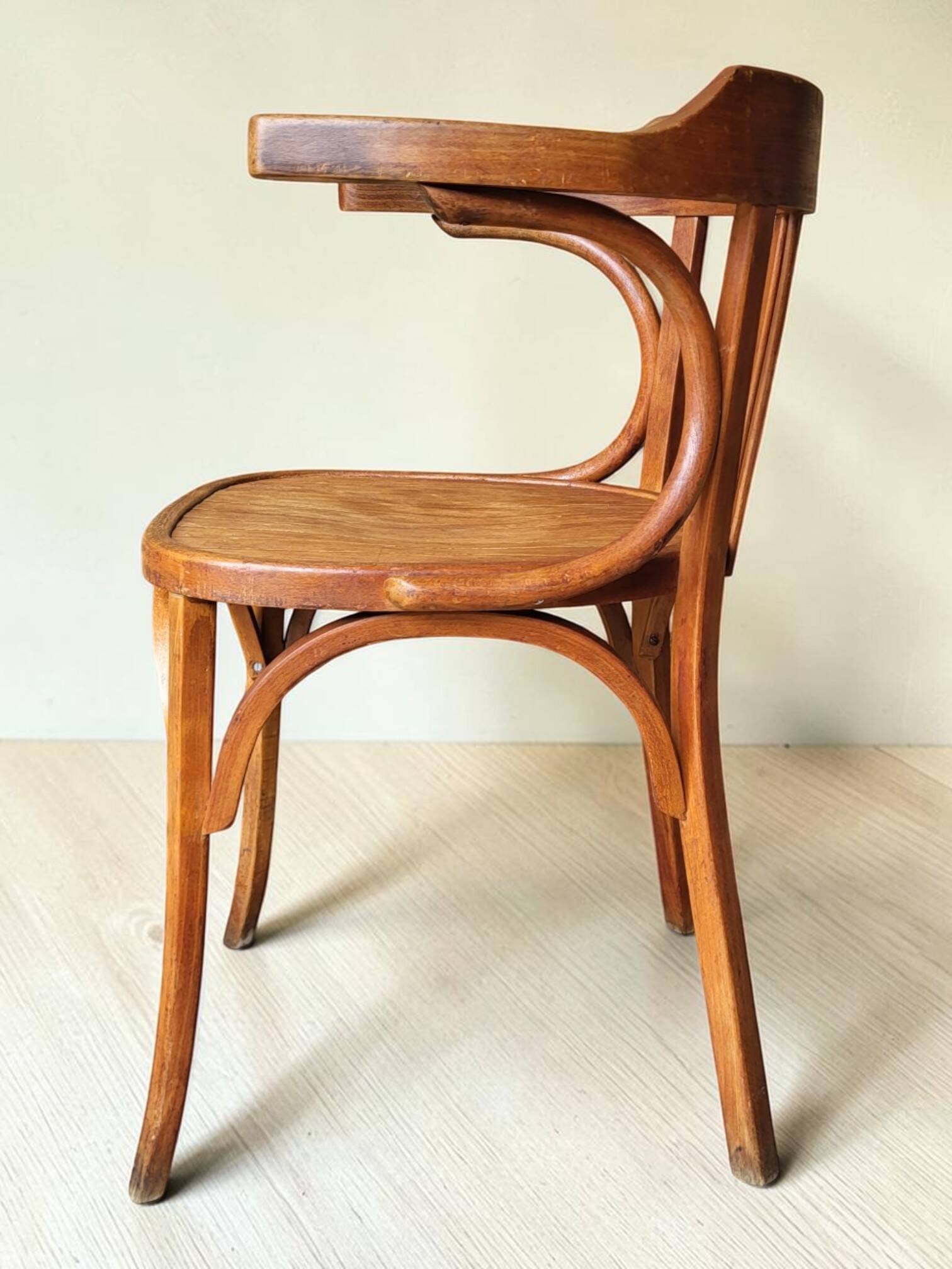Fauteuil Baumann n° 21 1950's