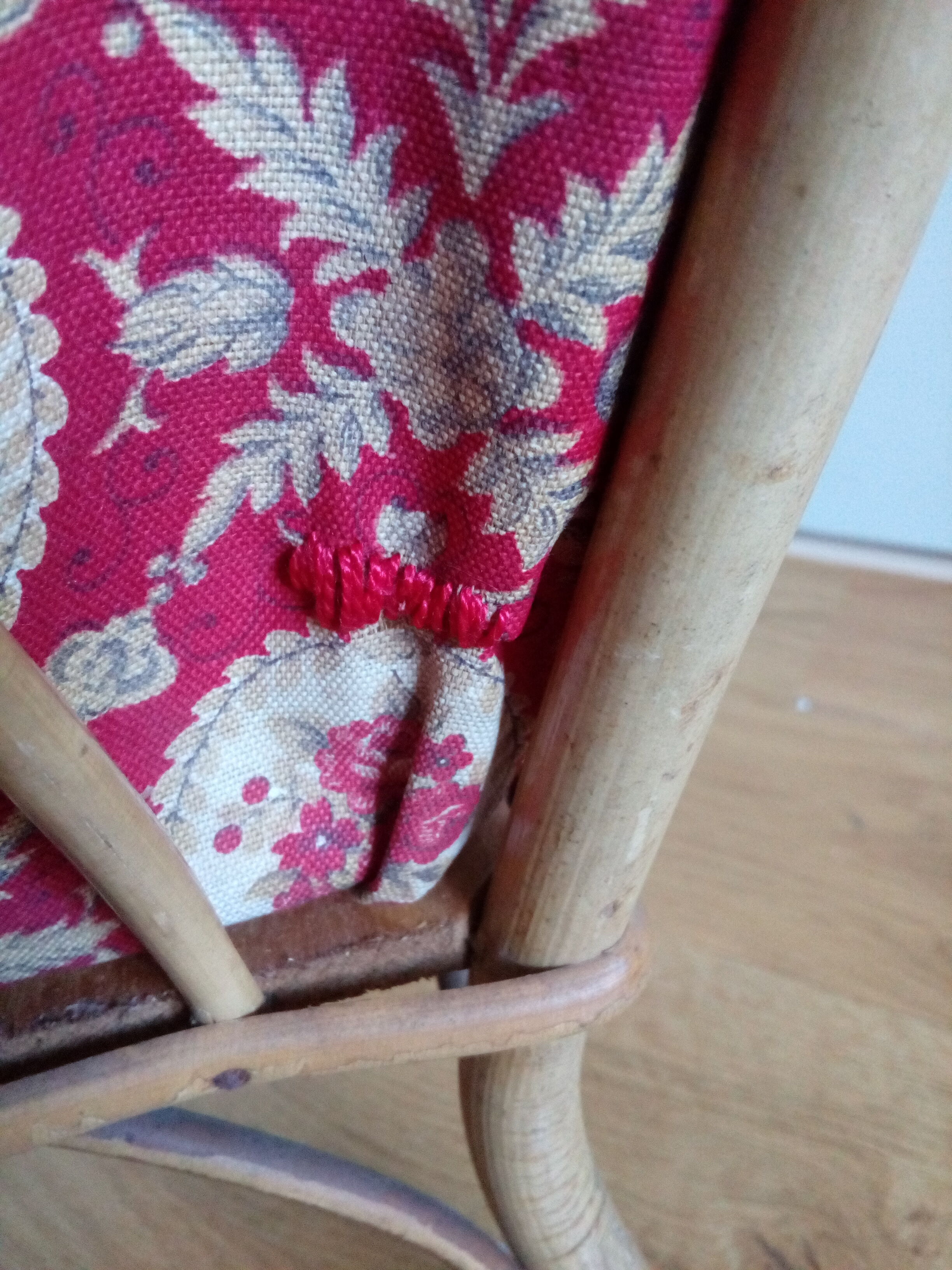 Square-shaped 1960s wicker knitting cart worker